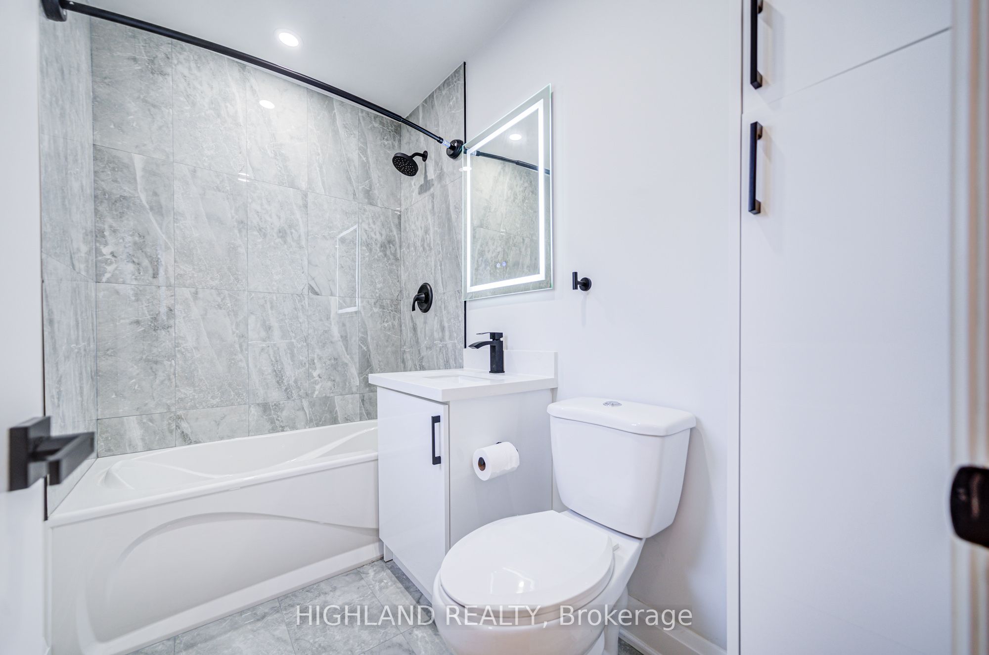 MLS #W12372830 image #17