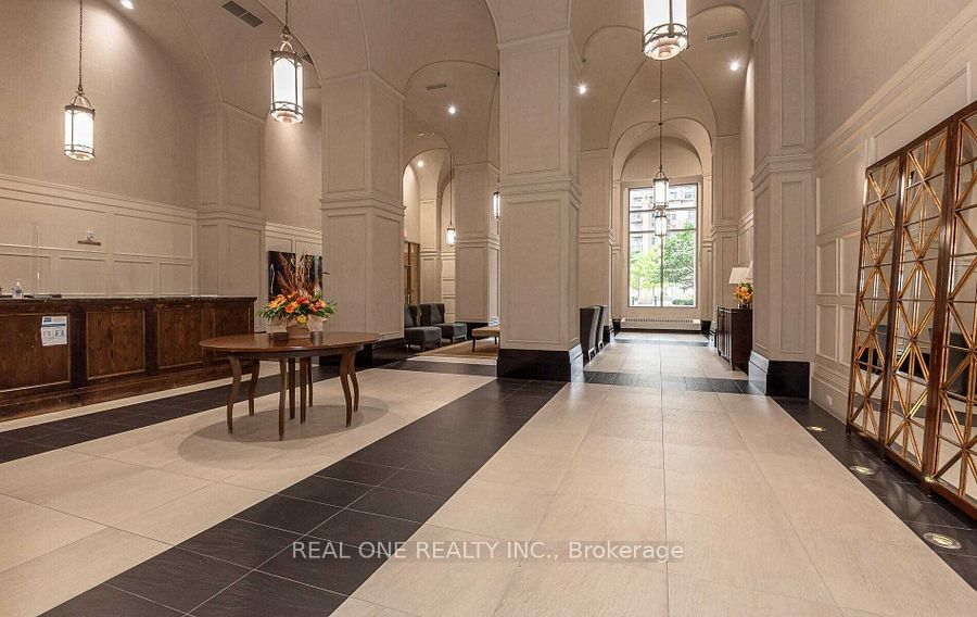 MLS #W12373102 image #4