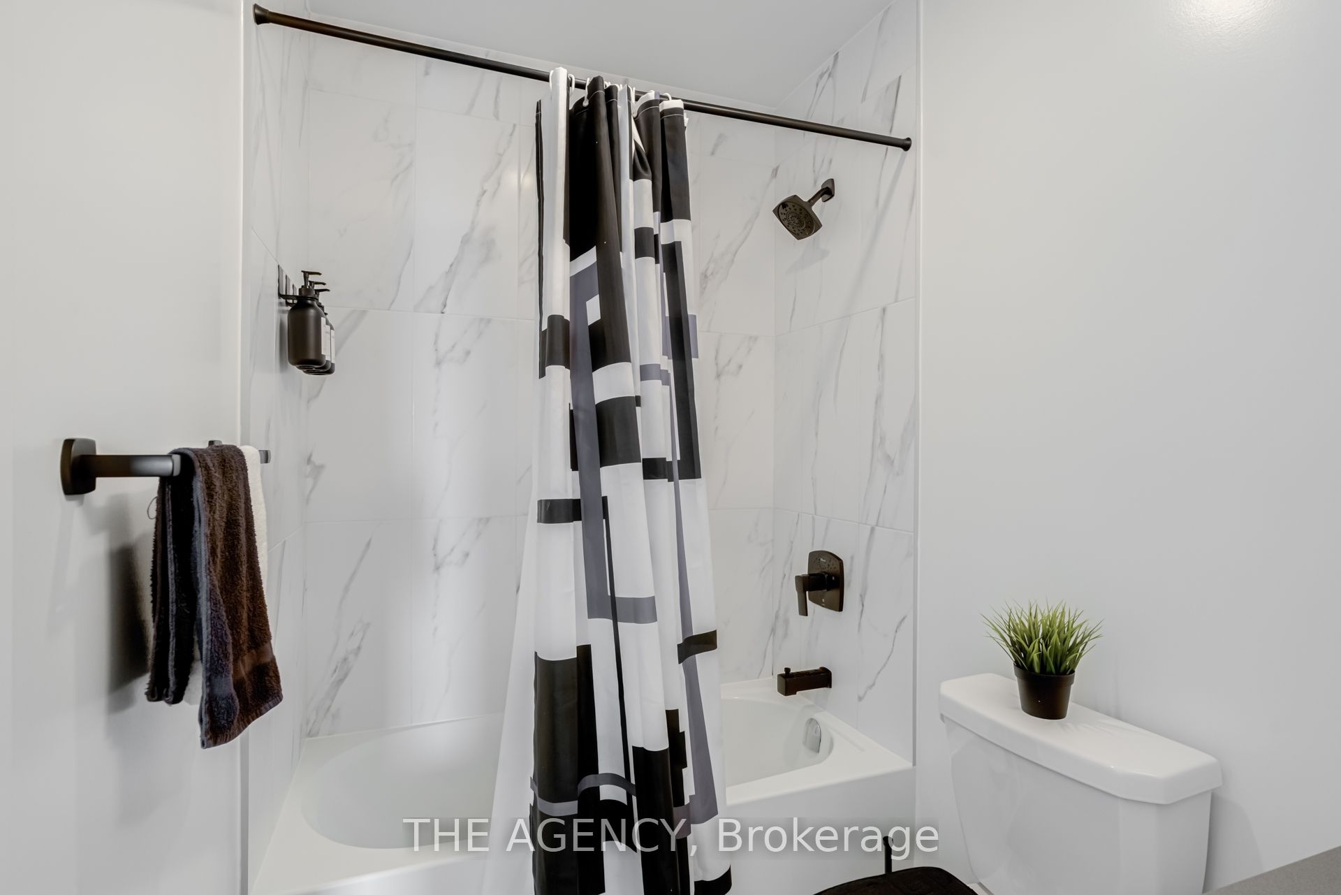 MLS #W12373774 image #12