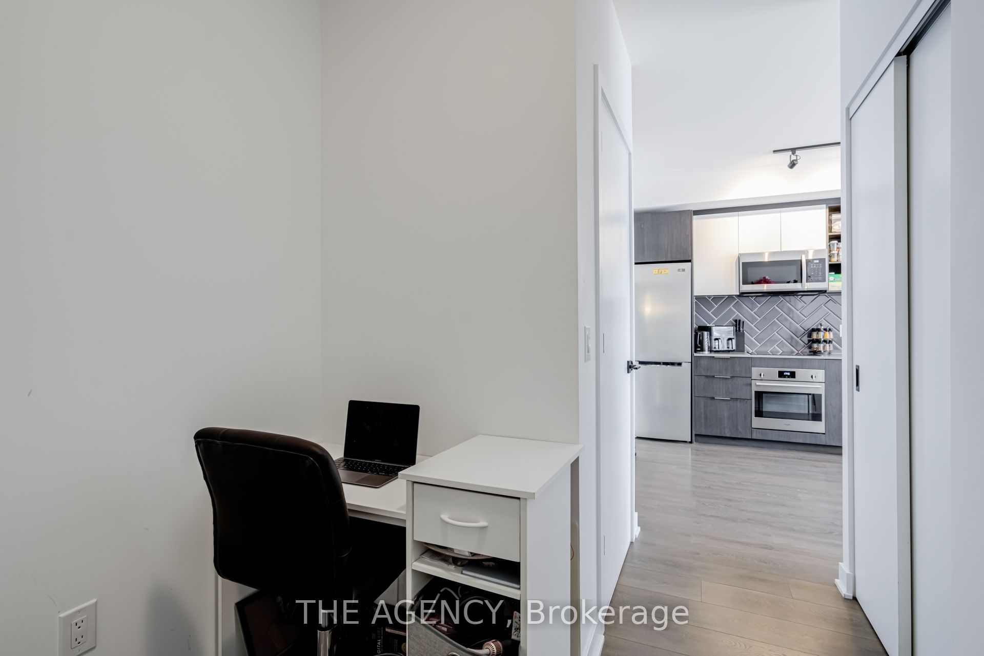 MLS #W12373774 image #16