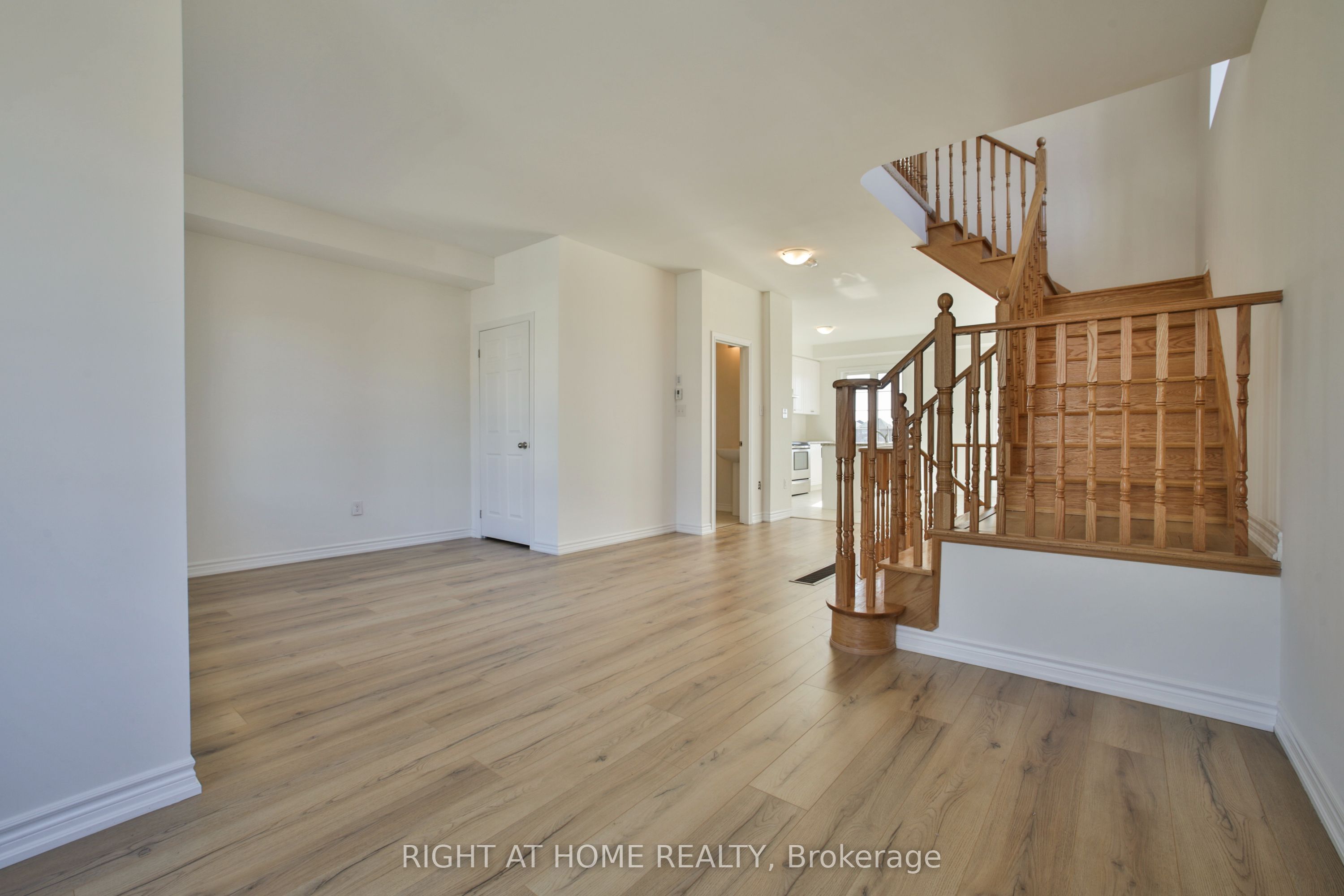 MLS #W12373859 image #11