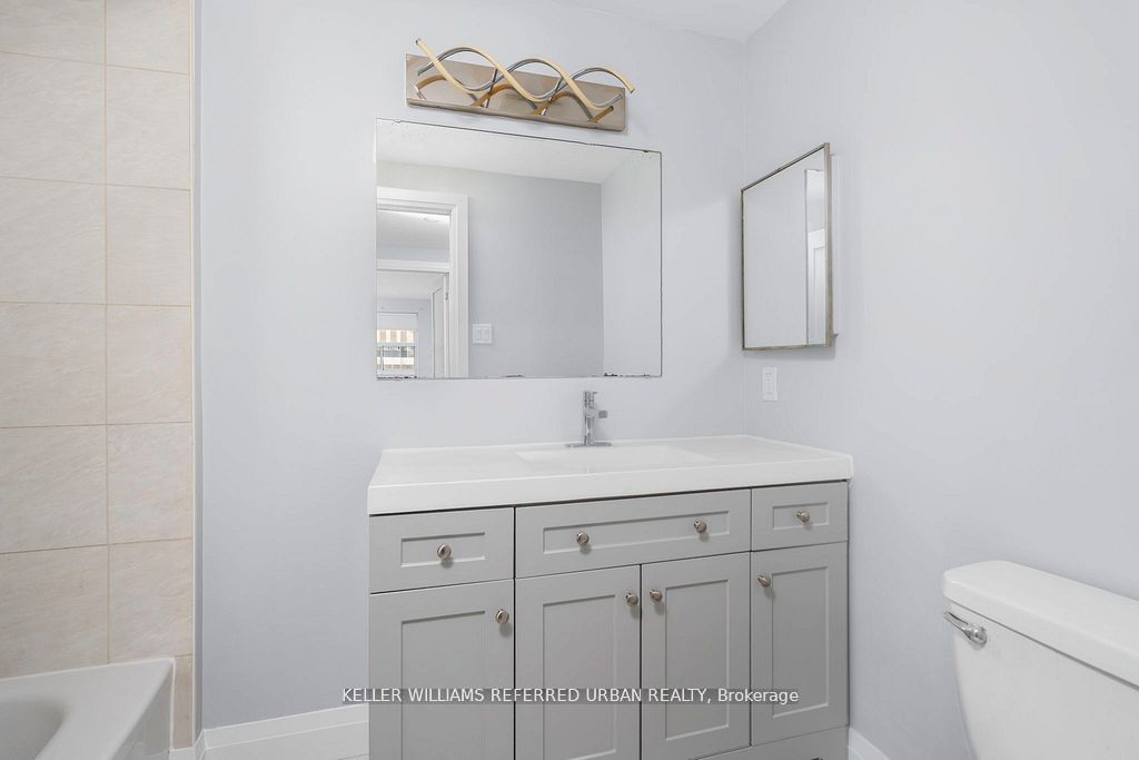 MLS #W12374342 image #9