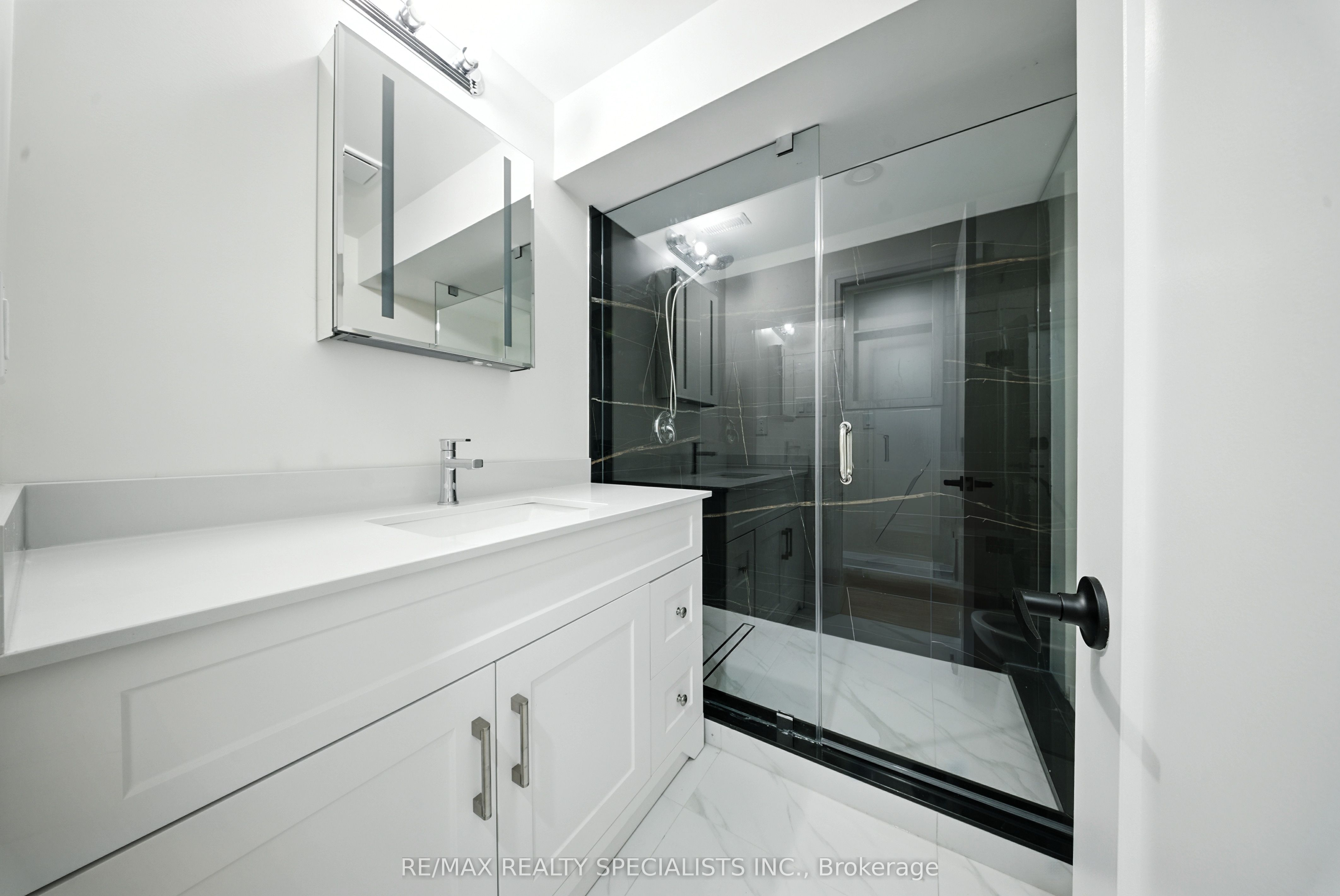 MLS #W12374622 image #11