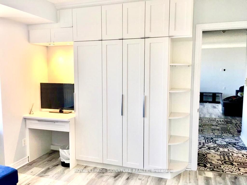 MLS #W12374724 image #1