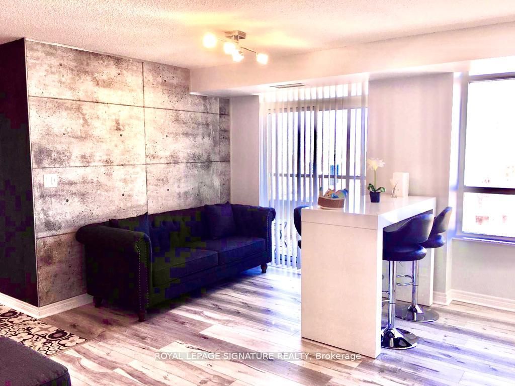 MLS #W12374724 image #19