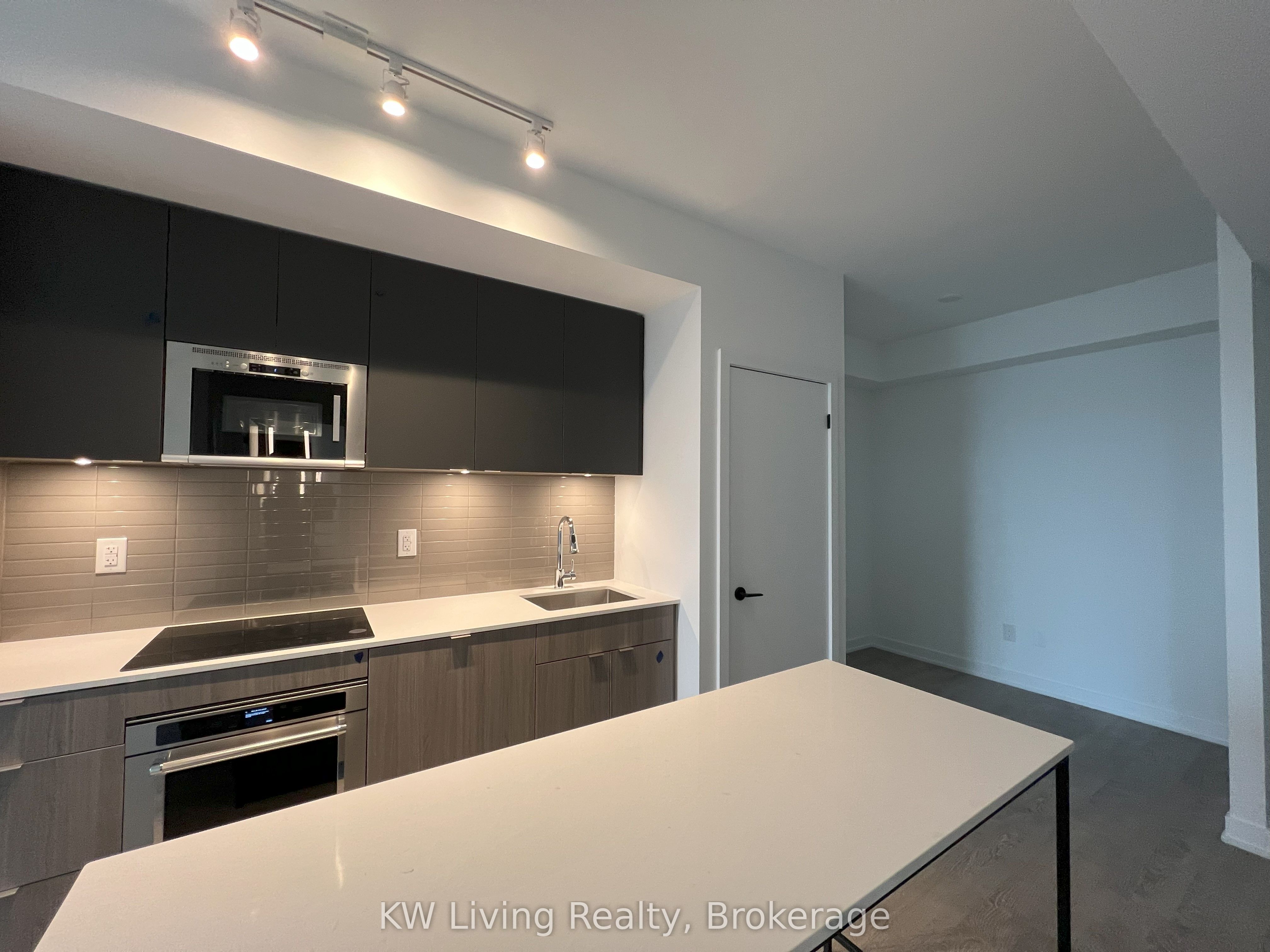 MLS #W12374987 image #8