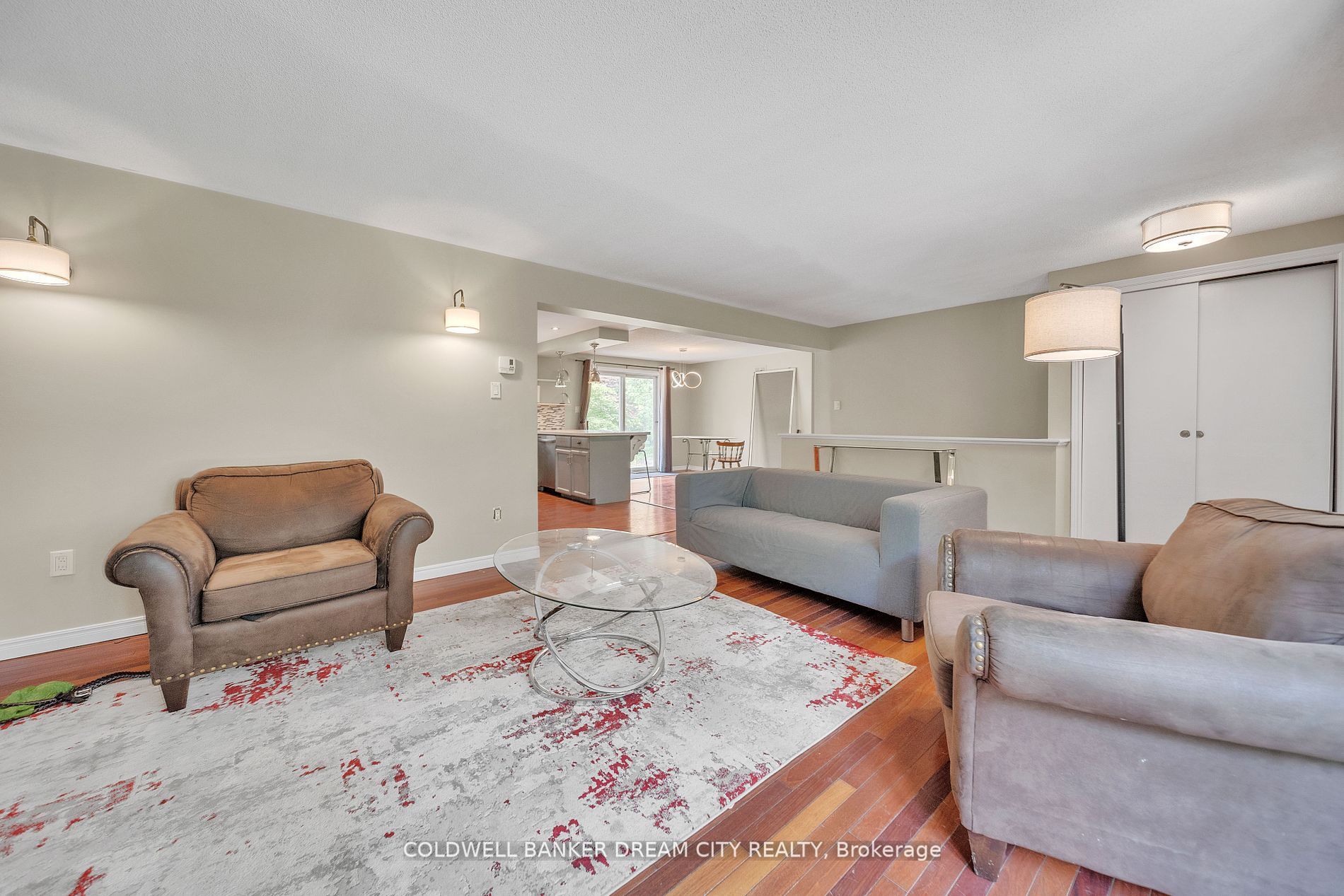 MLS #W12375307 image #4