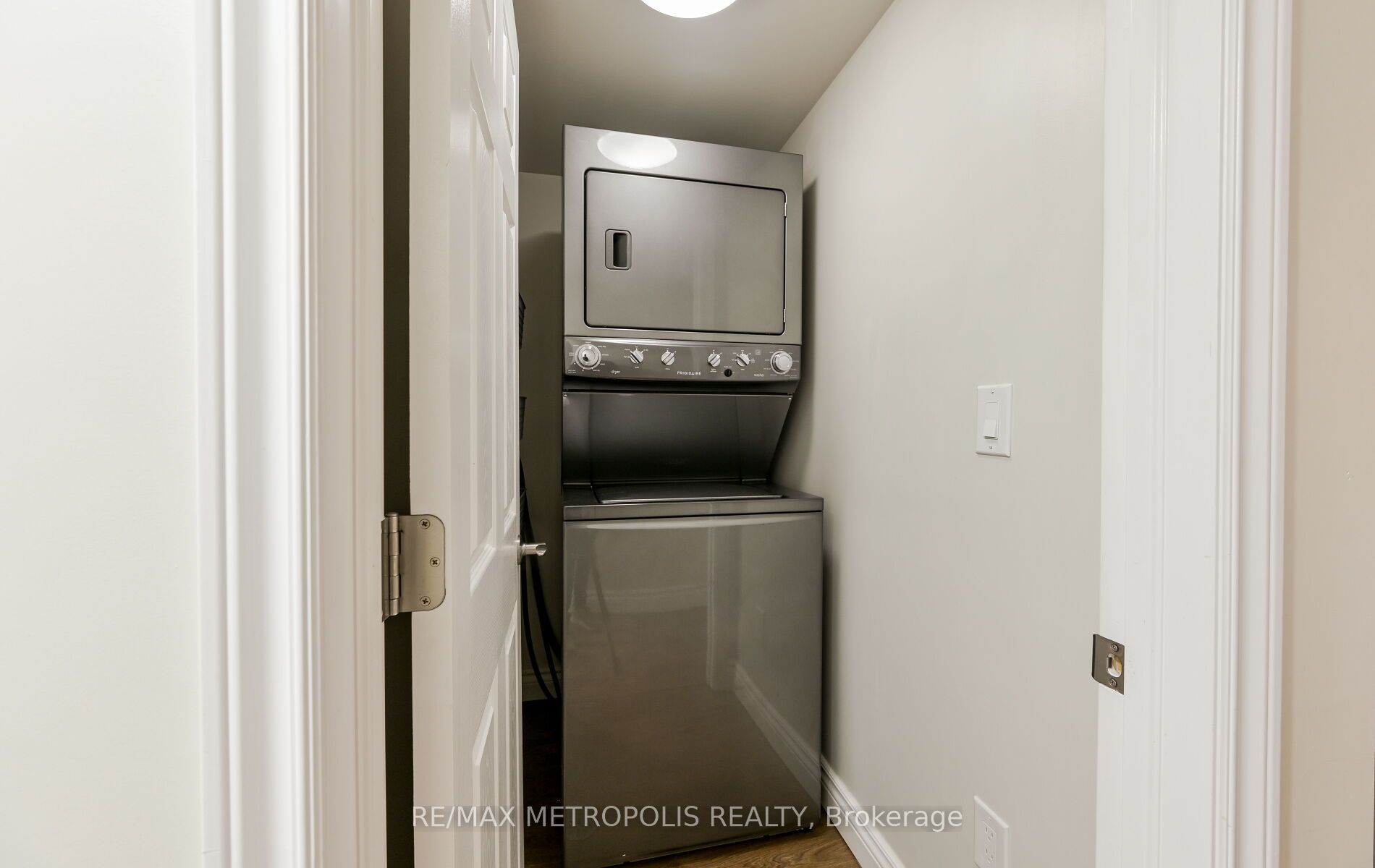 MLS #W12375540 image #23