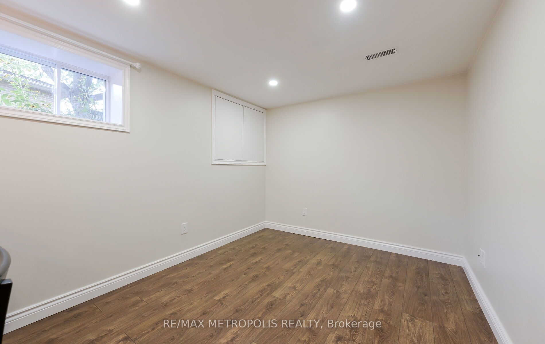 MLS #W12375540 image #5