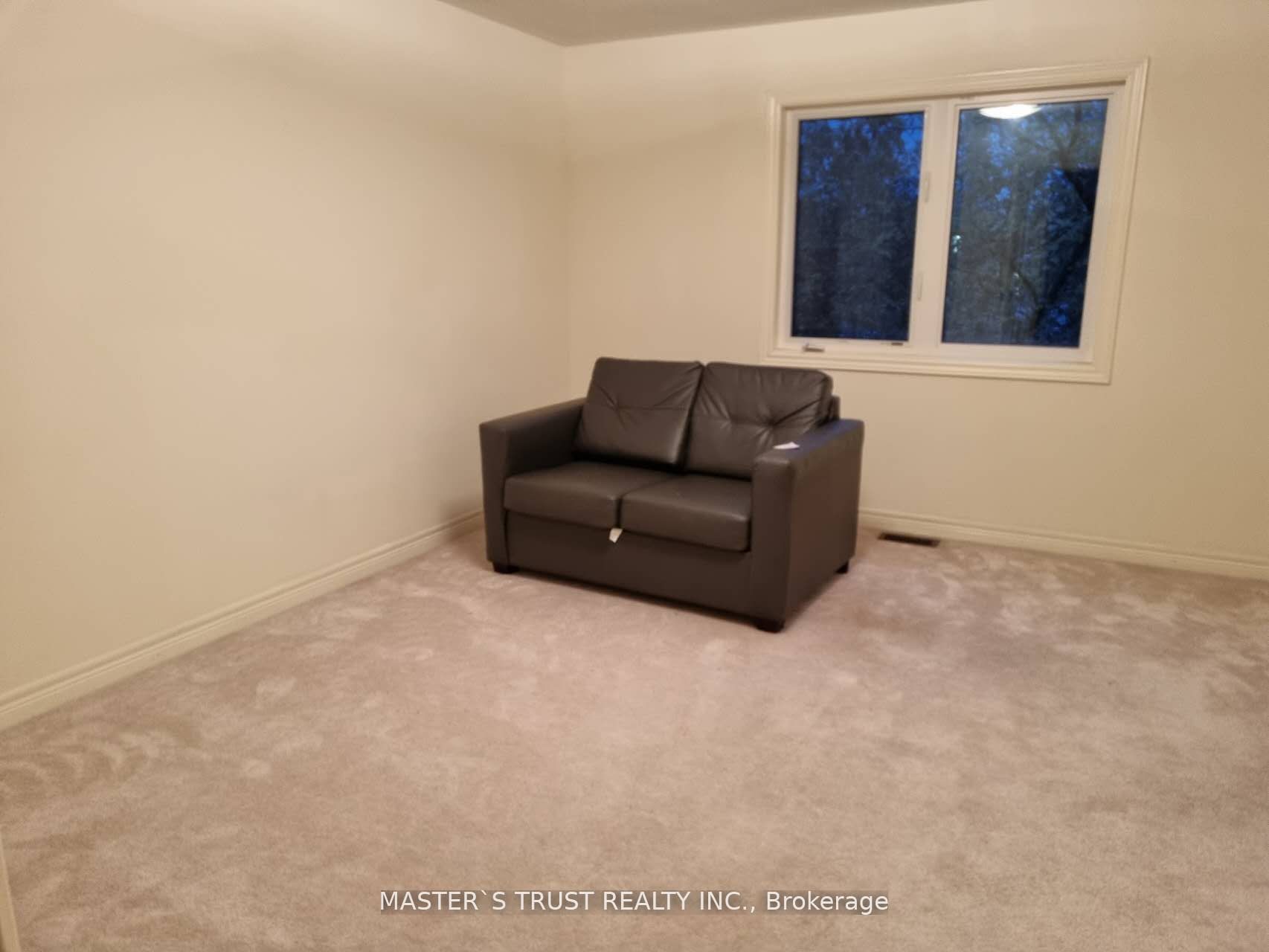 MLS #W12375651 image #4