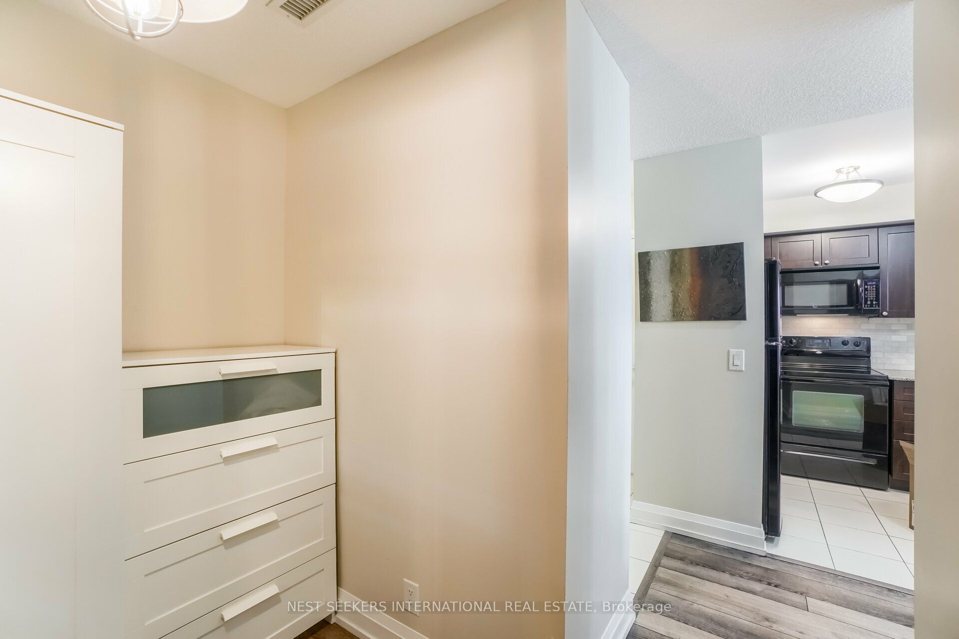 MLS #W12375726 image #13