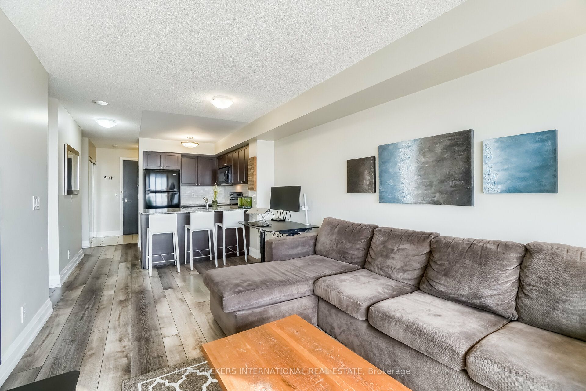 MLS #W12375726 image #6