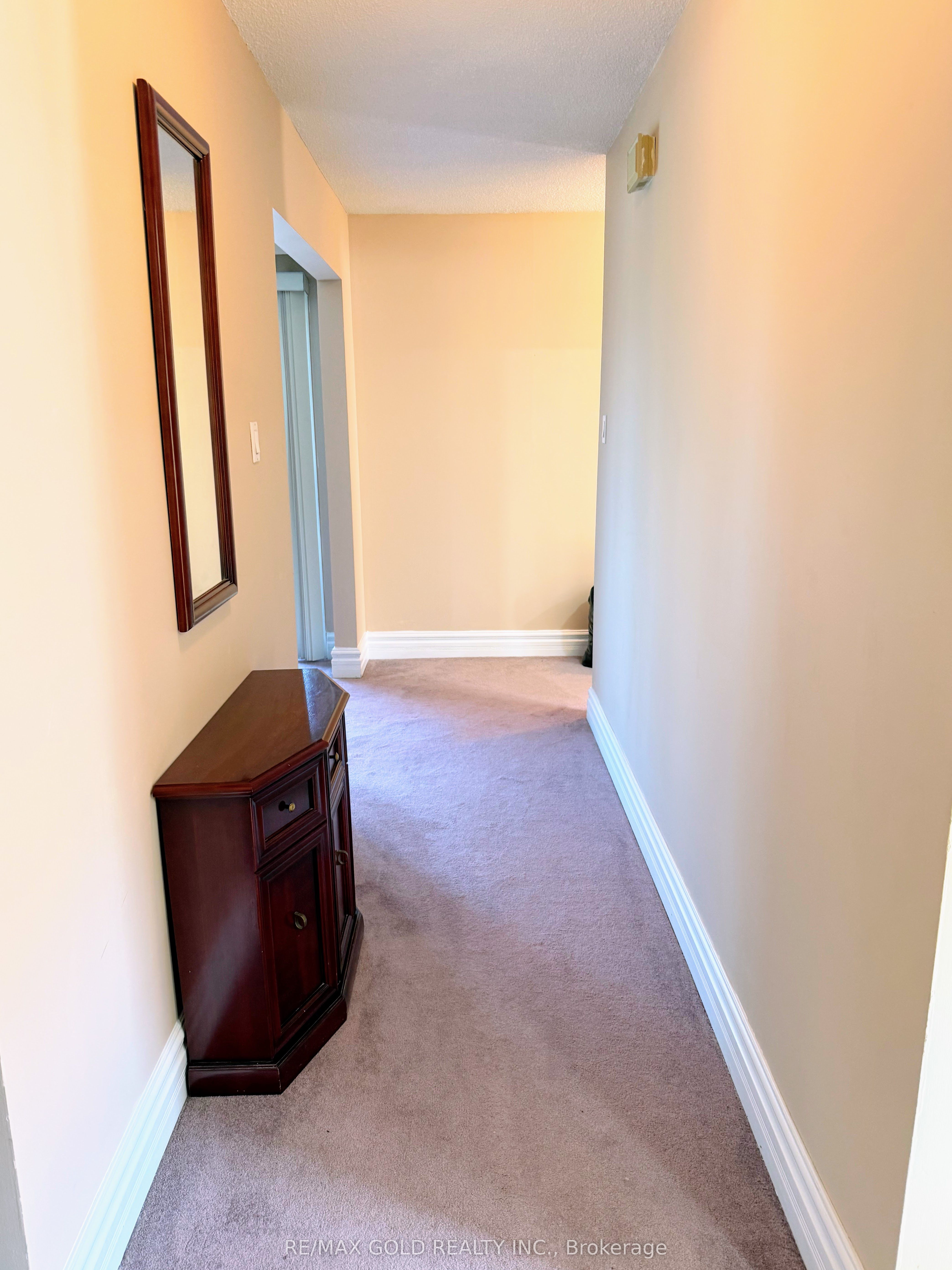 MLS #W12375758 image #6