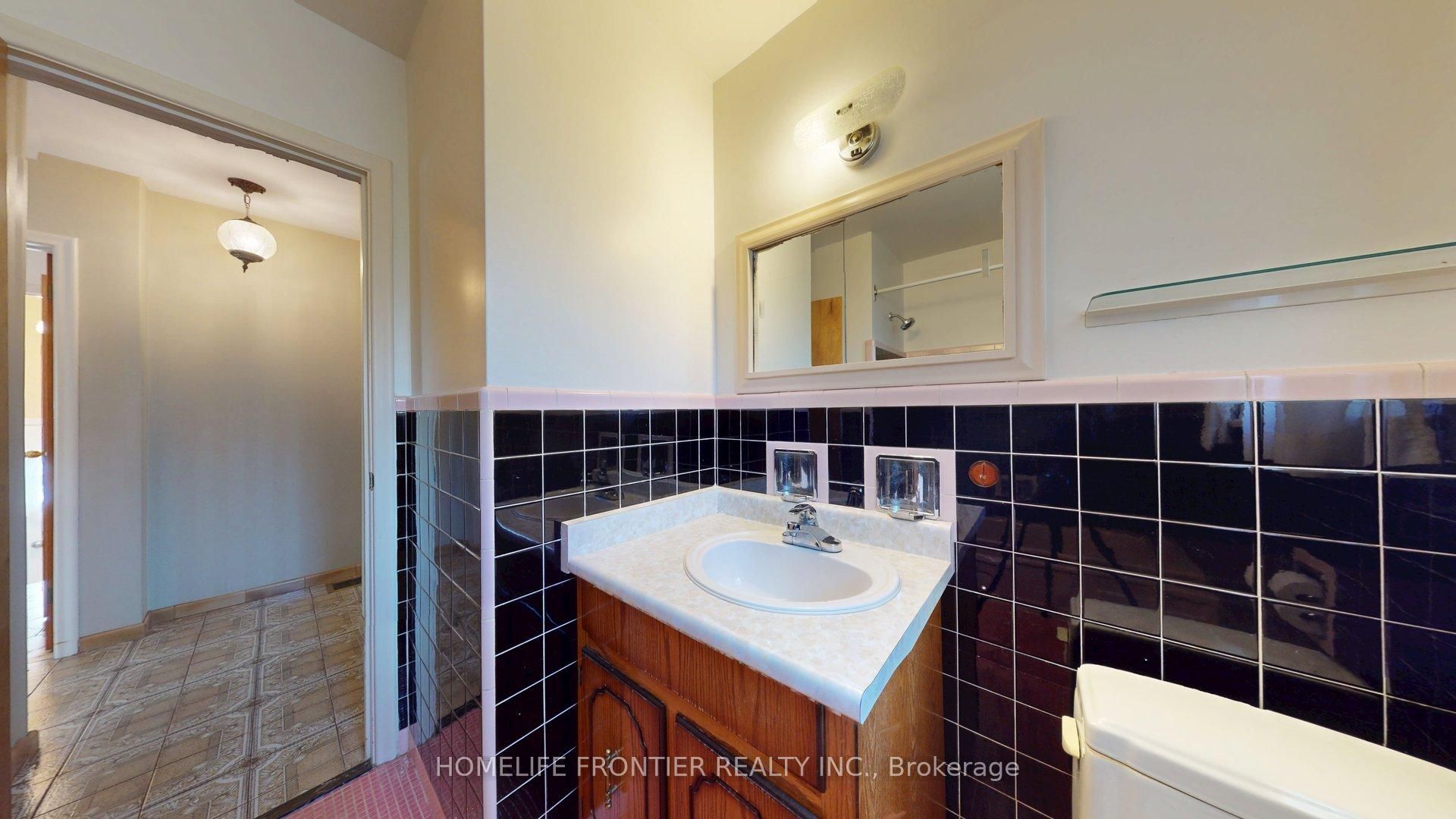 MLS #W12375903 image #15