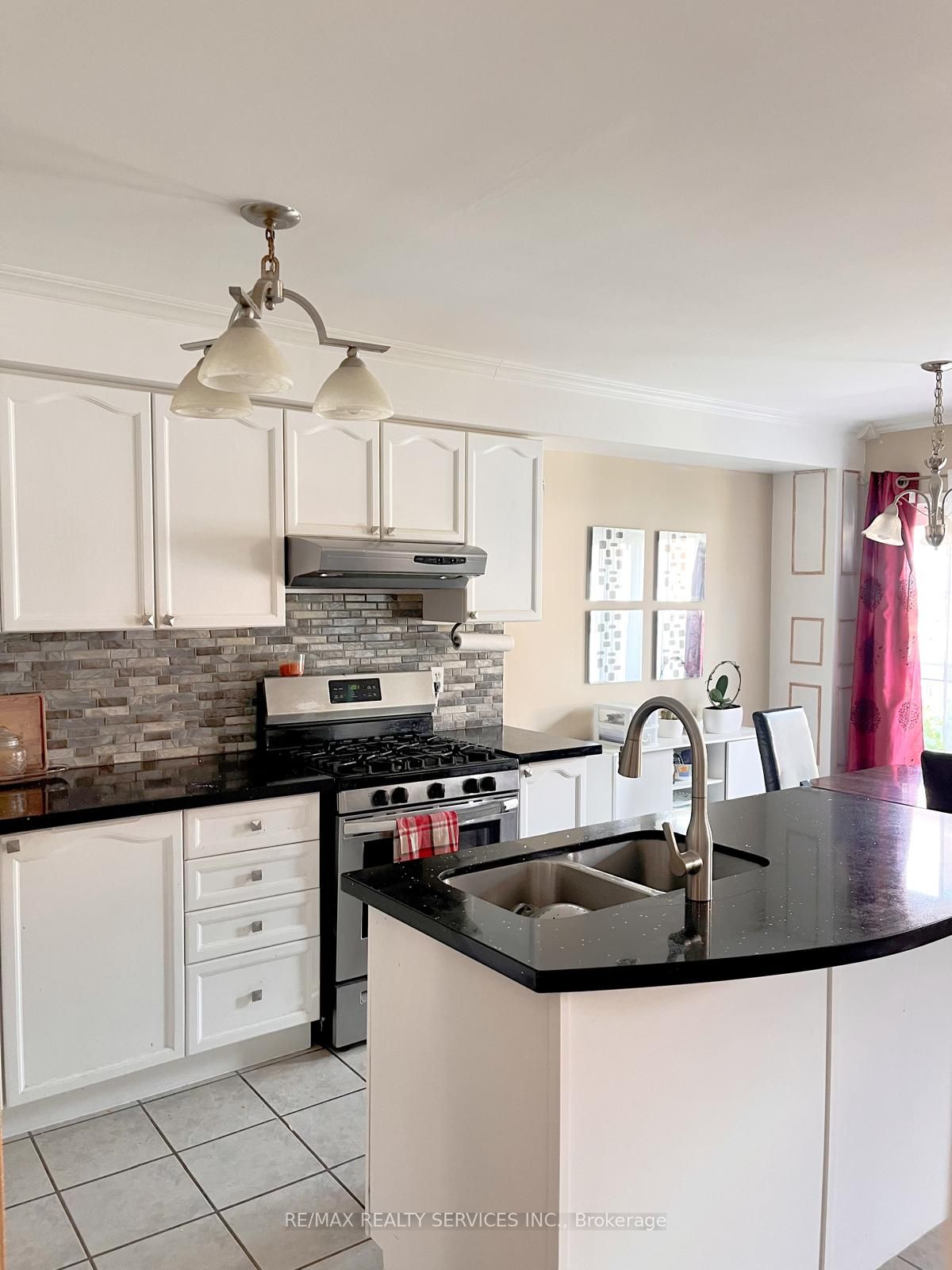 MLS #W12376031 image #3