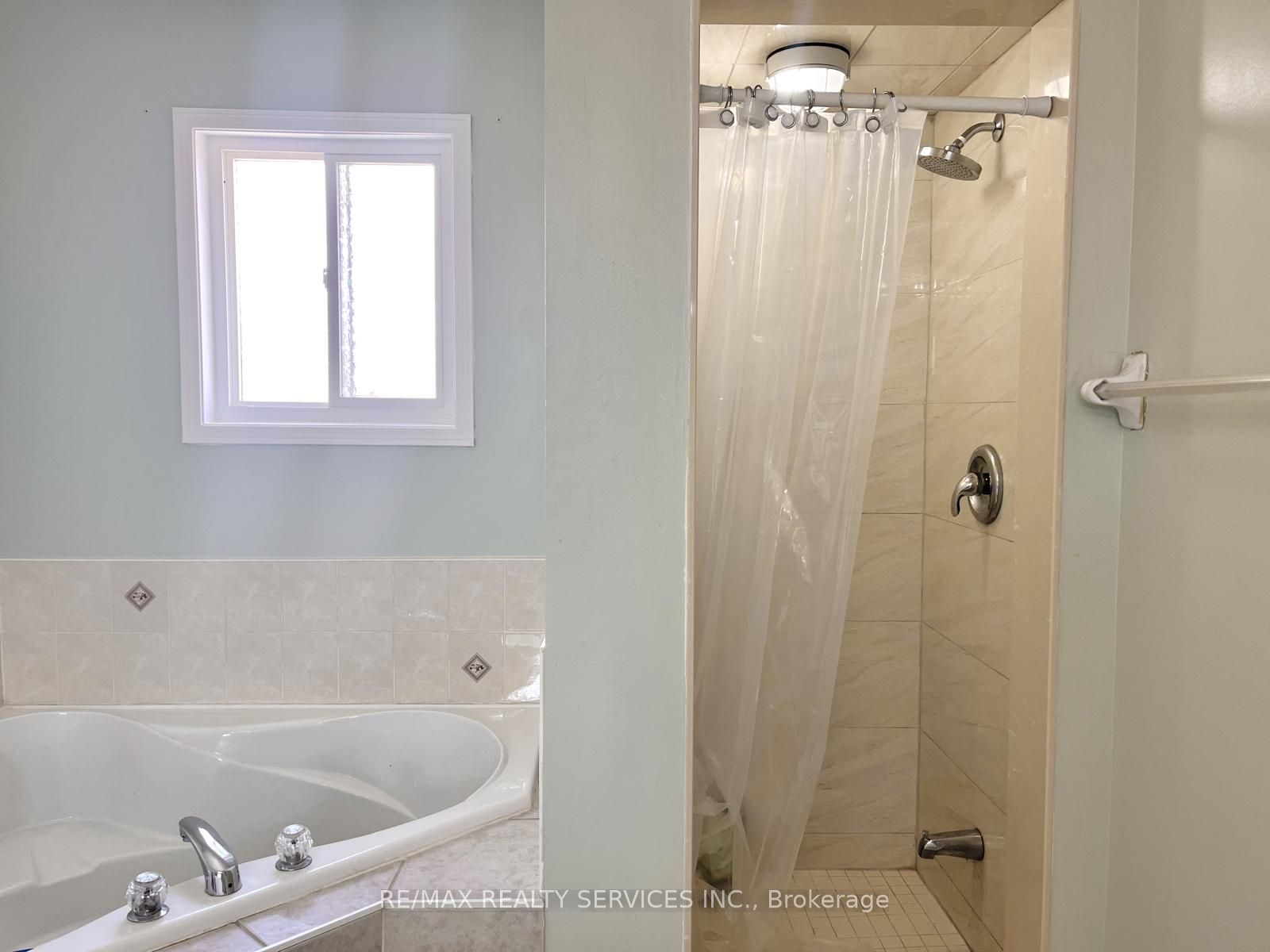 MLS #W12376031 image #8