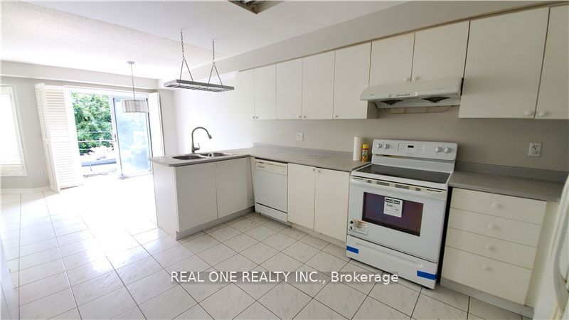 MLS #W12376082 image #4