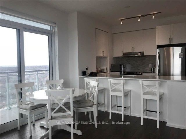 MLS #W12376101 image #2