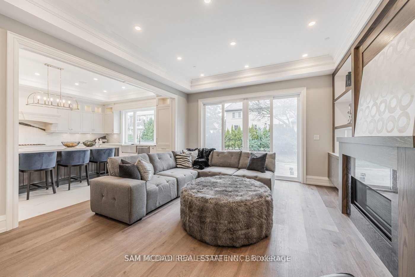 MLS #W12376444 image #14