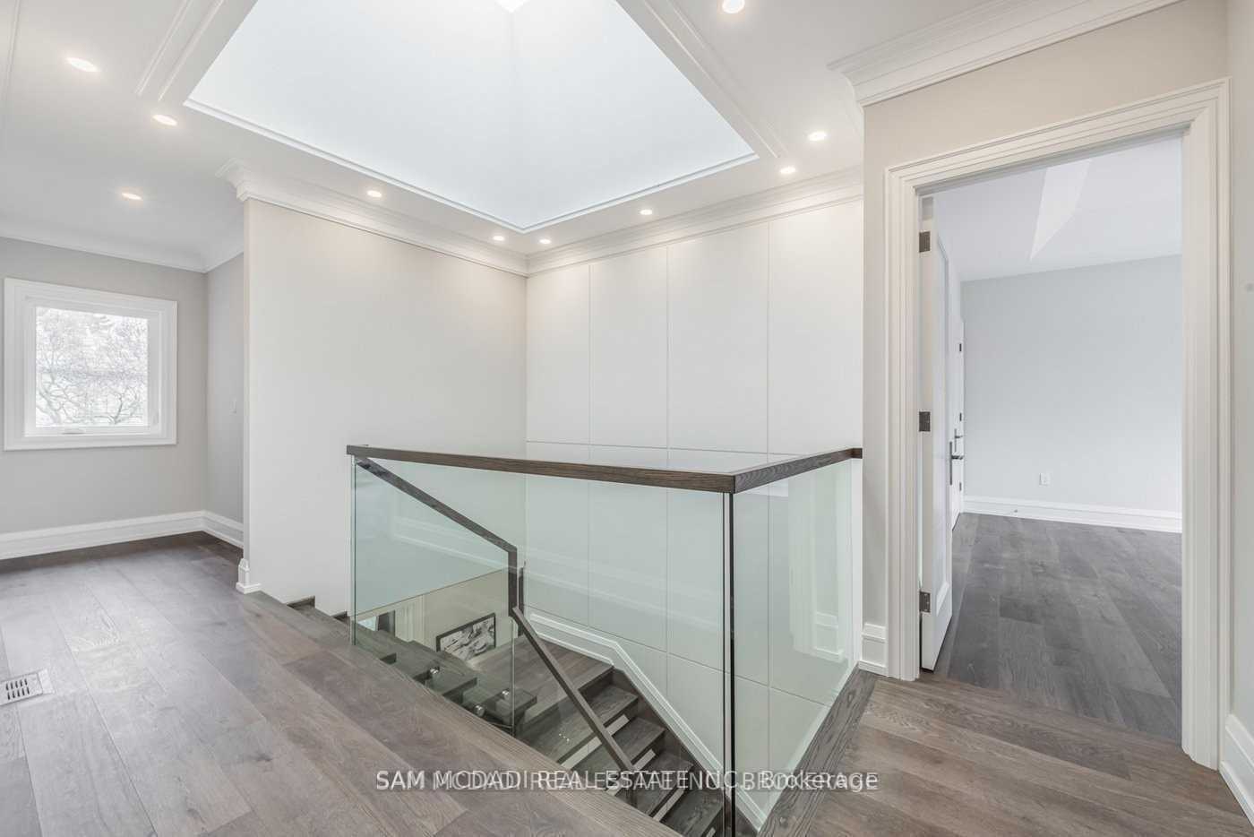 MLS #W12376444 image #21