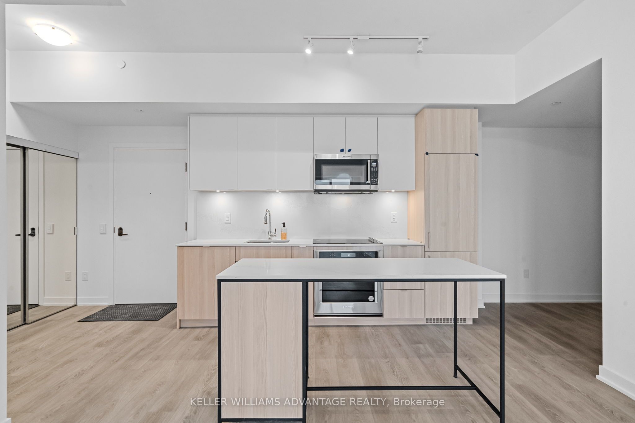 MLS #W12376733 image #1