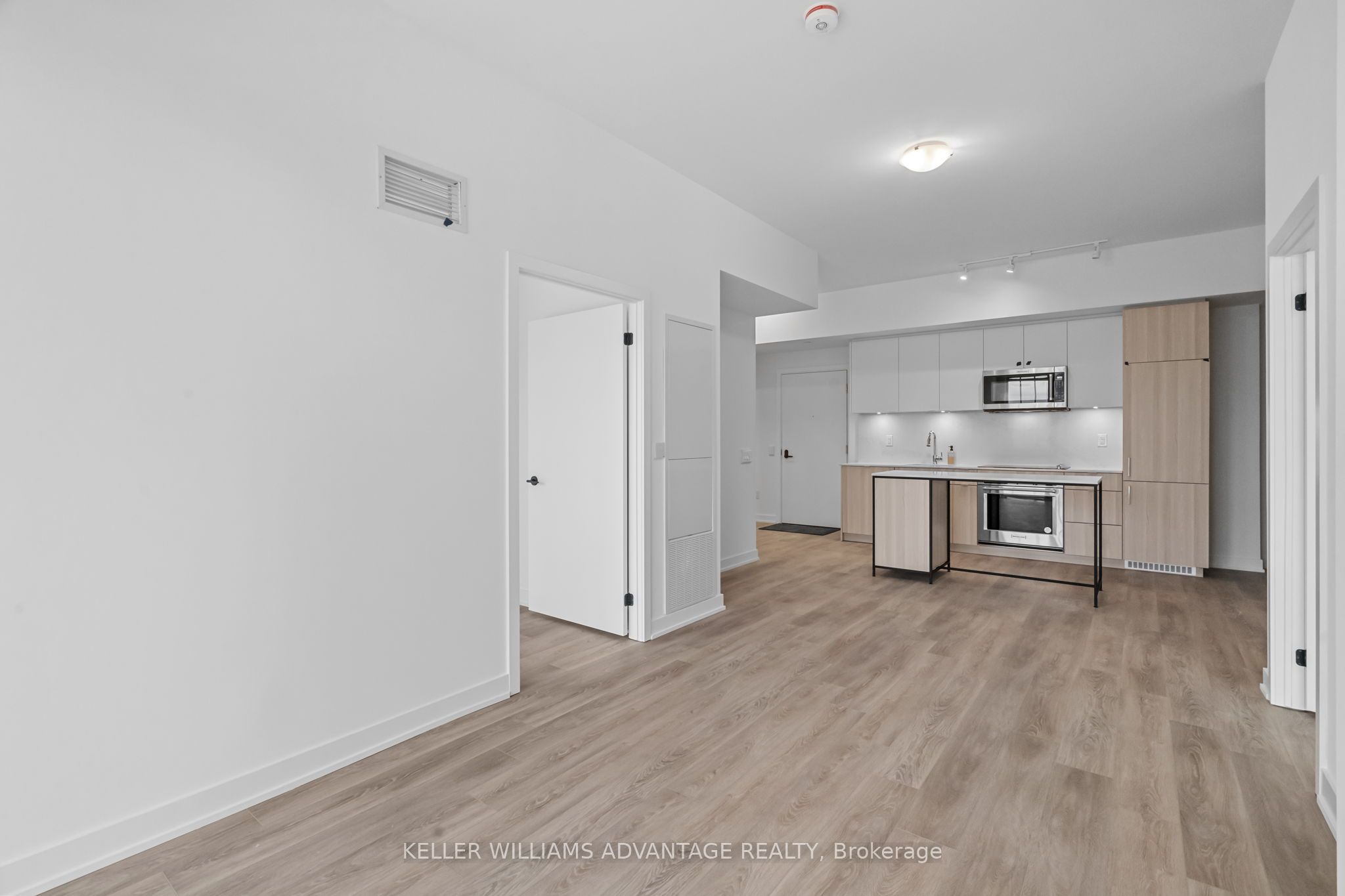 MLS #W12376733 image #13