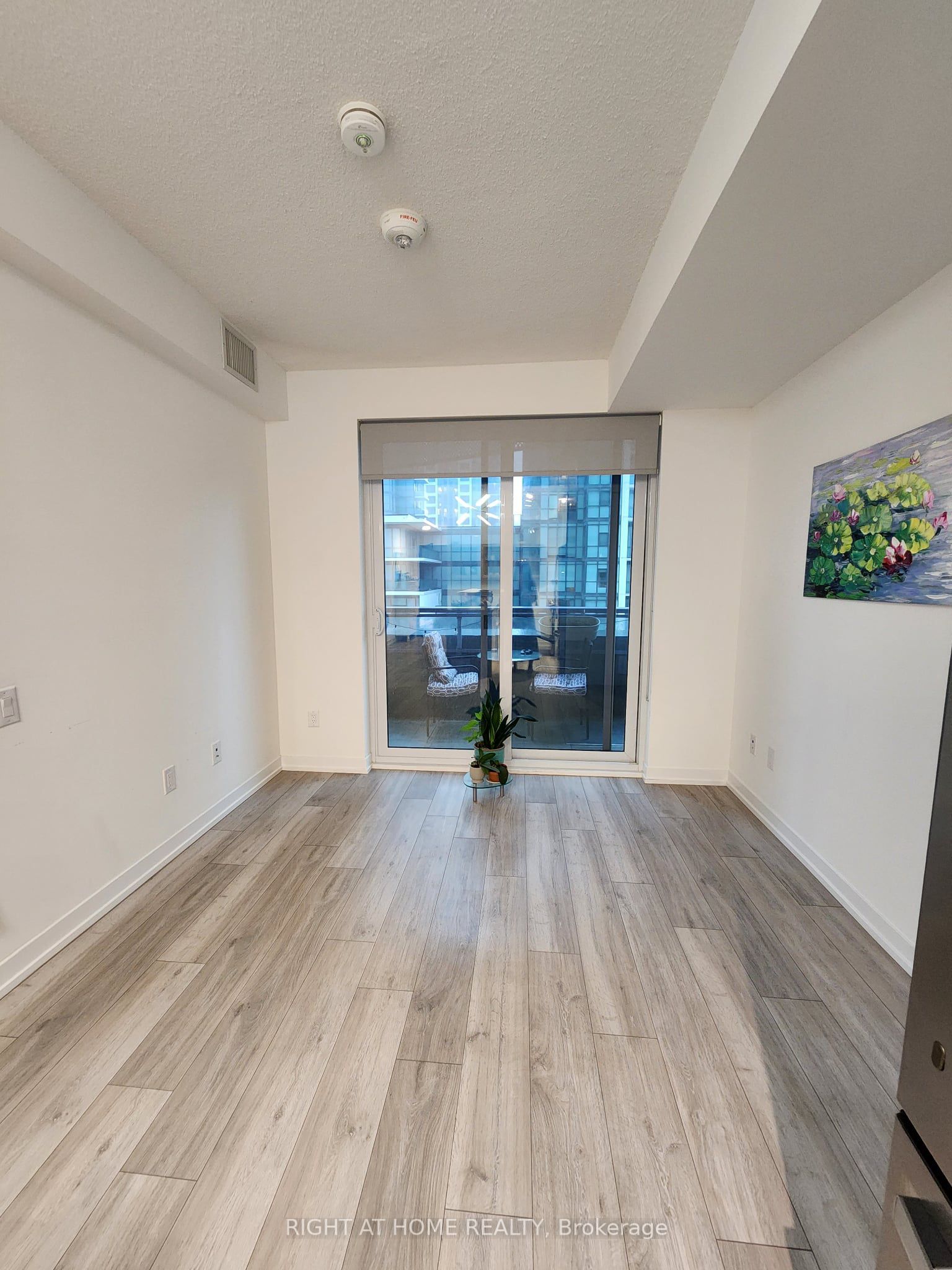 MLS #W12376980 image #2