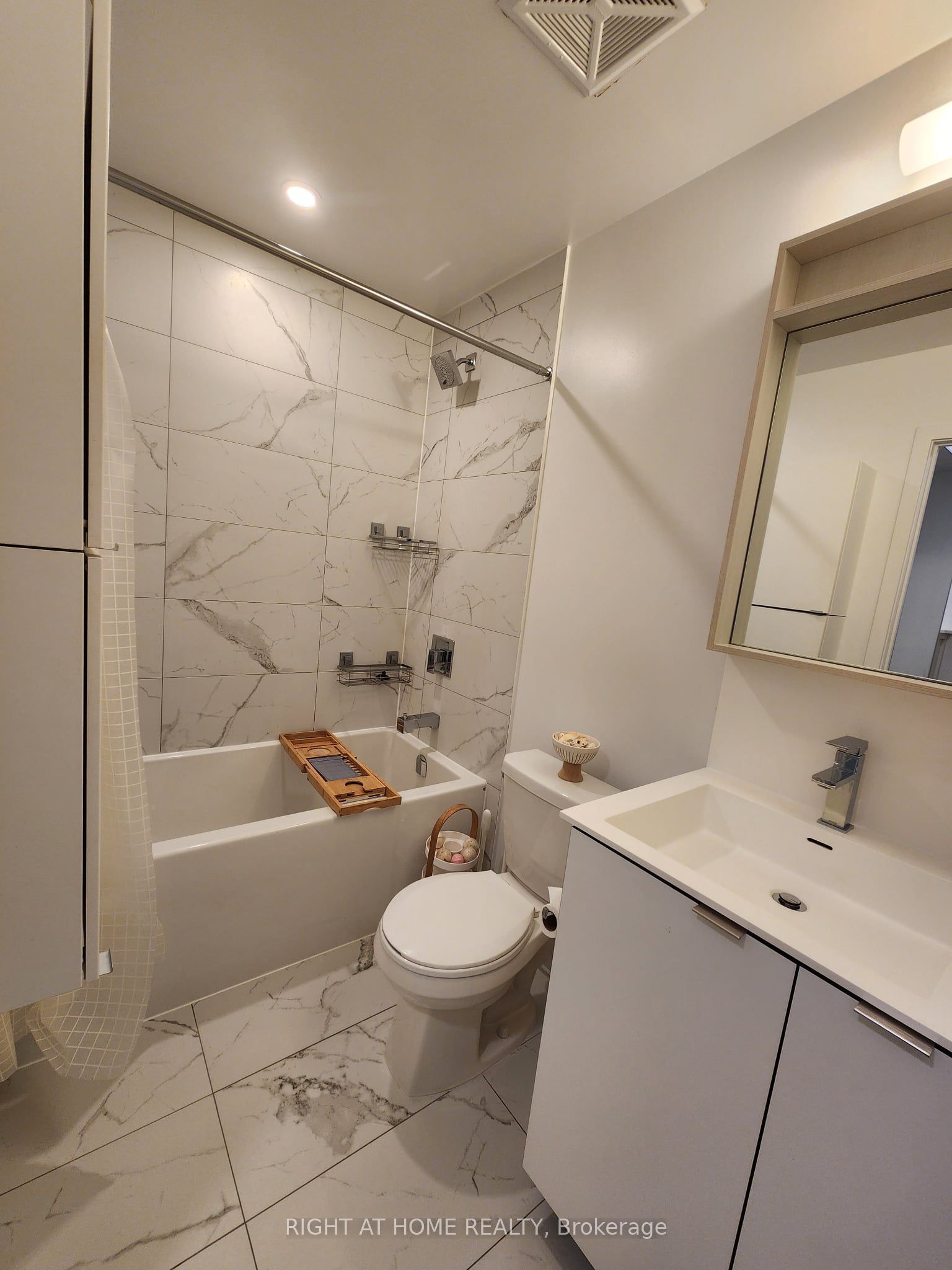 MLS #W12376980 image #7