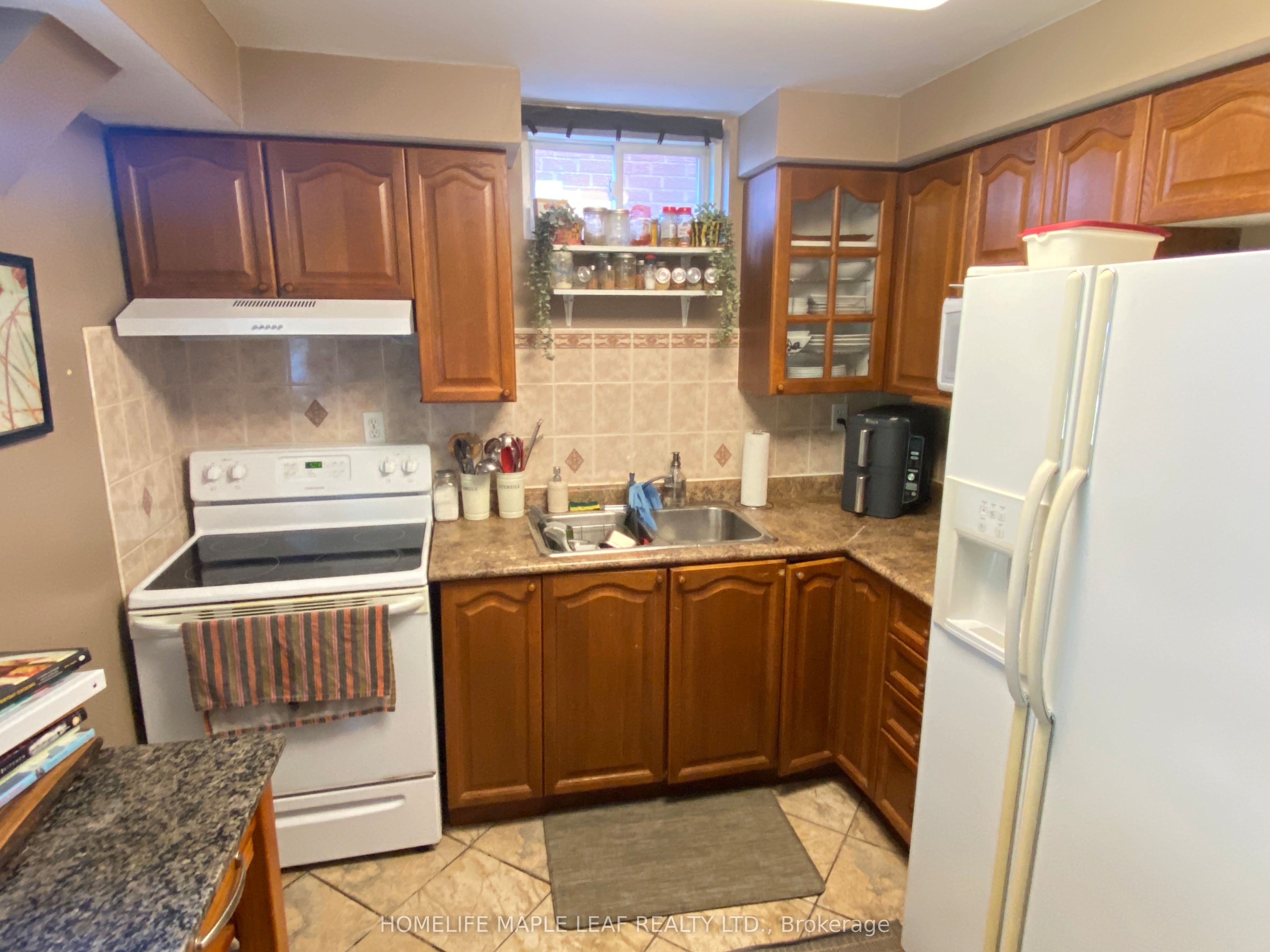 MLS #W12377069 image #8