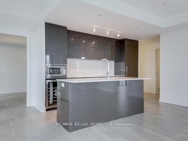 MLS #W12377099 image #8