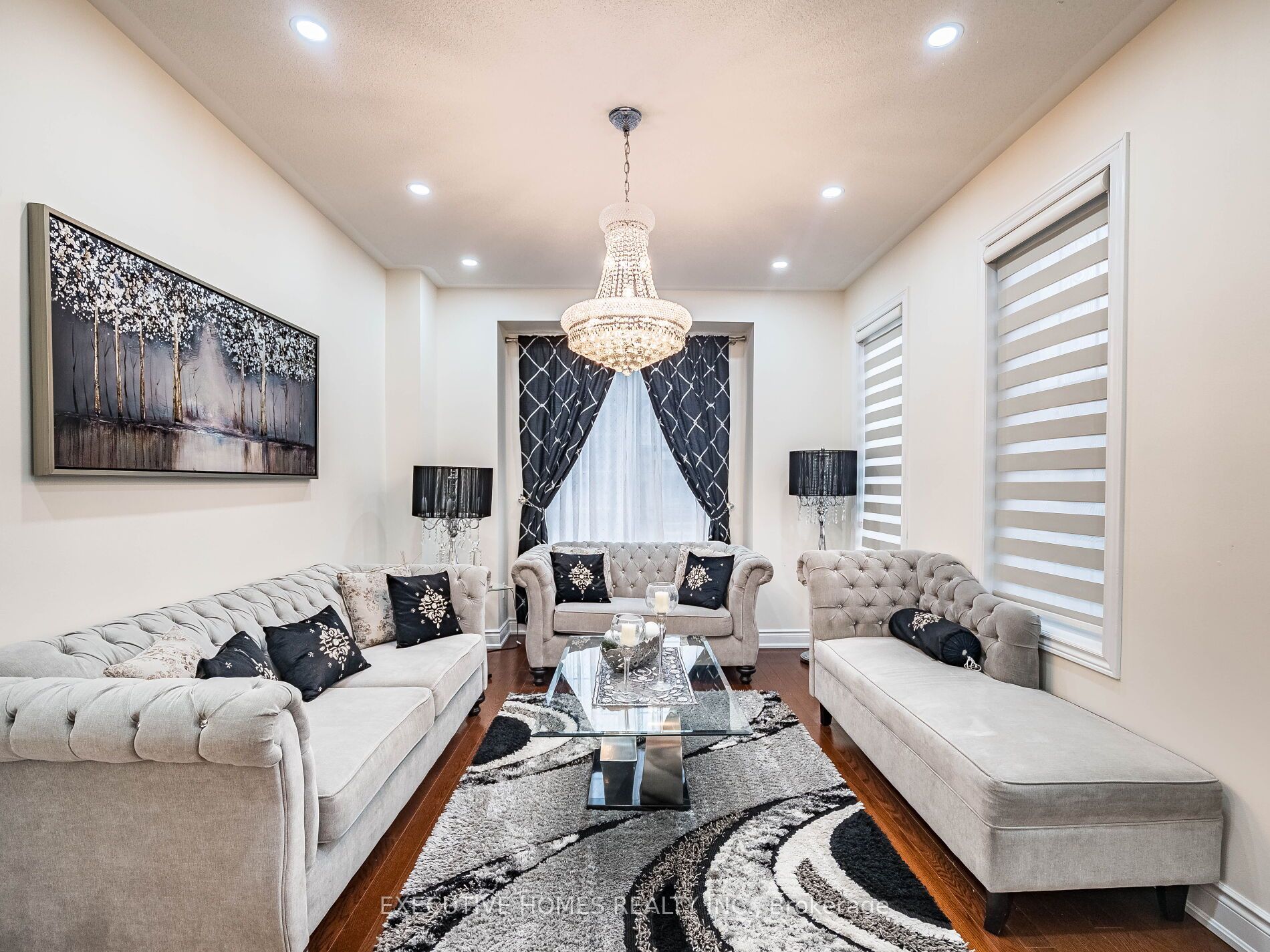 MLS #W12377189 image #3