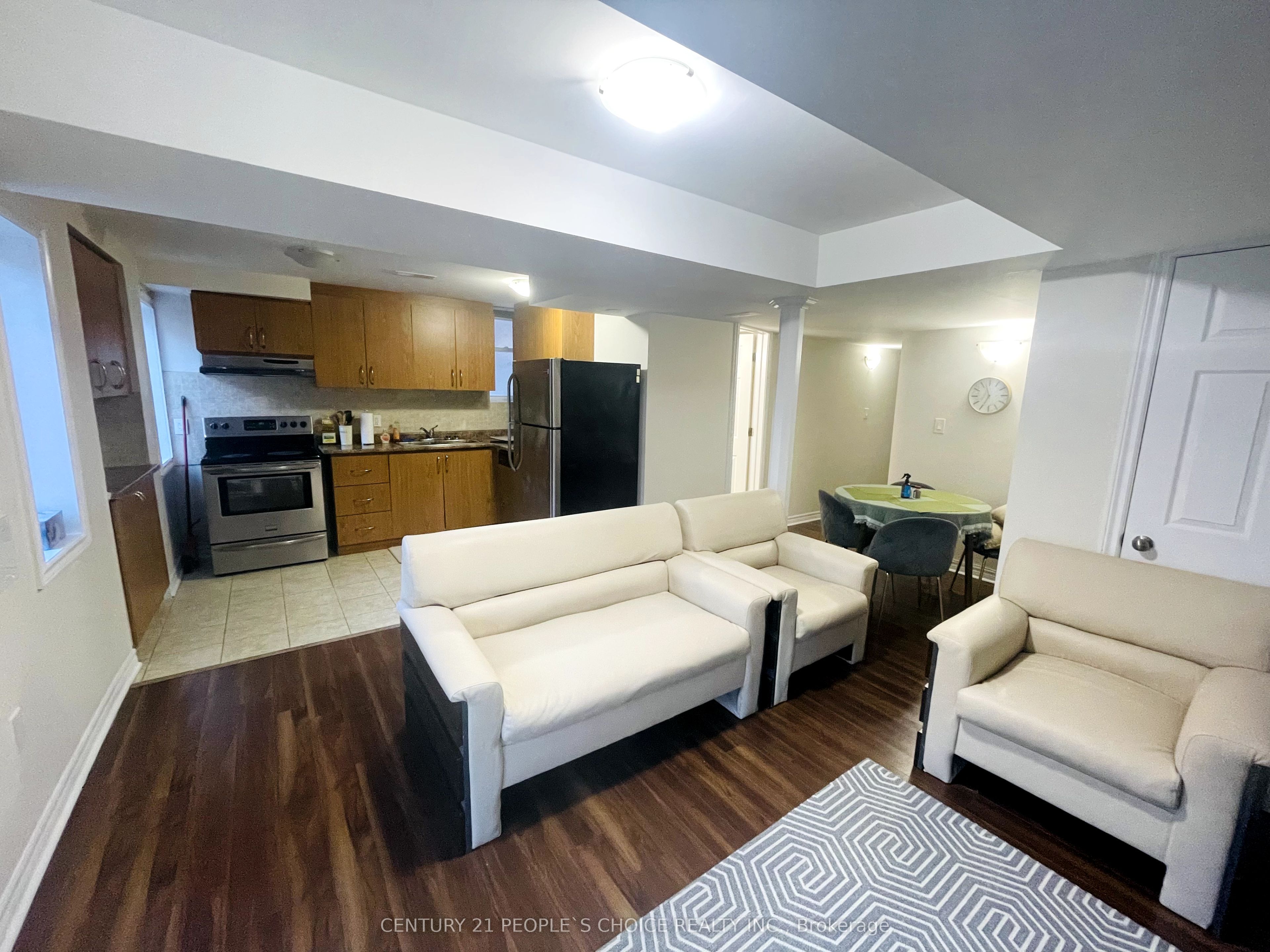 MLS #W12377434 image #2