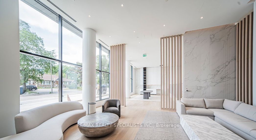 MLS #W12377501 image #1