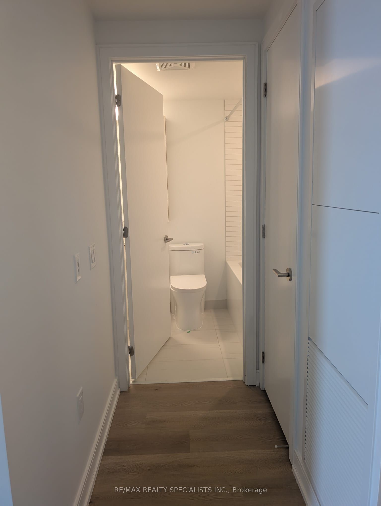 MLS #W12377501 image #12