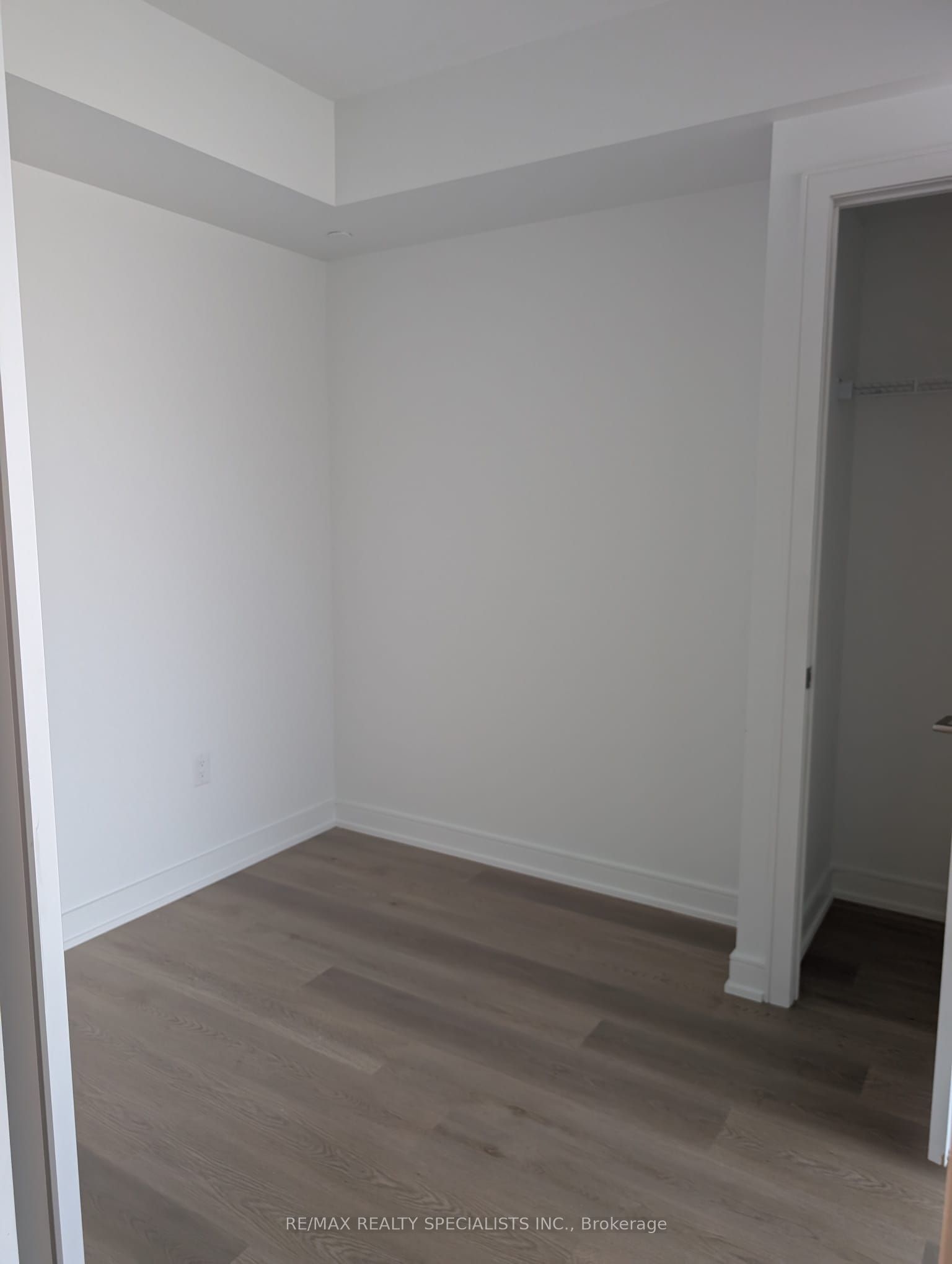 MLS #W12377501 image #6