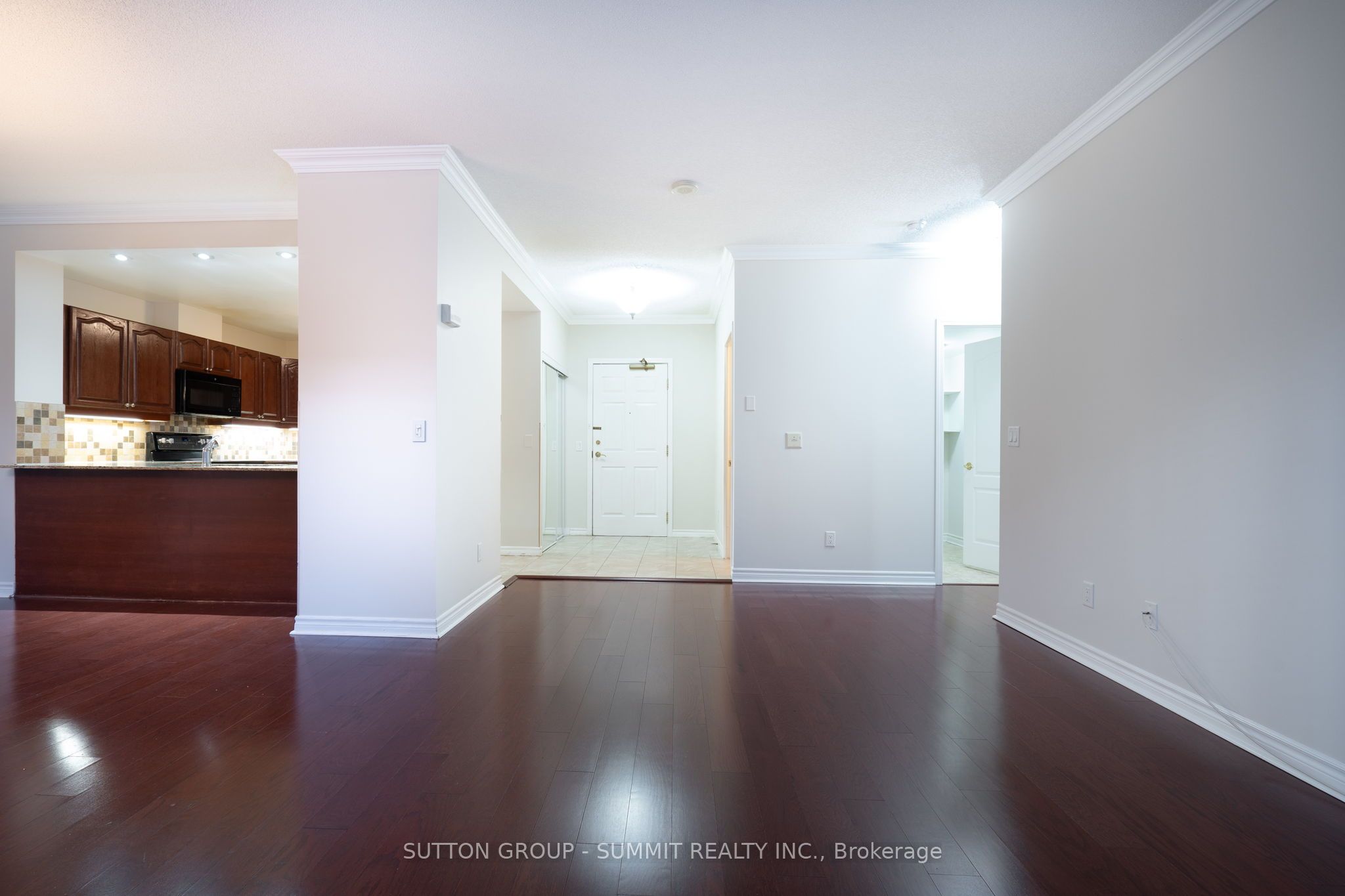 MLS #W12377614 image #10