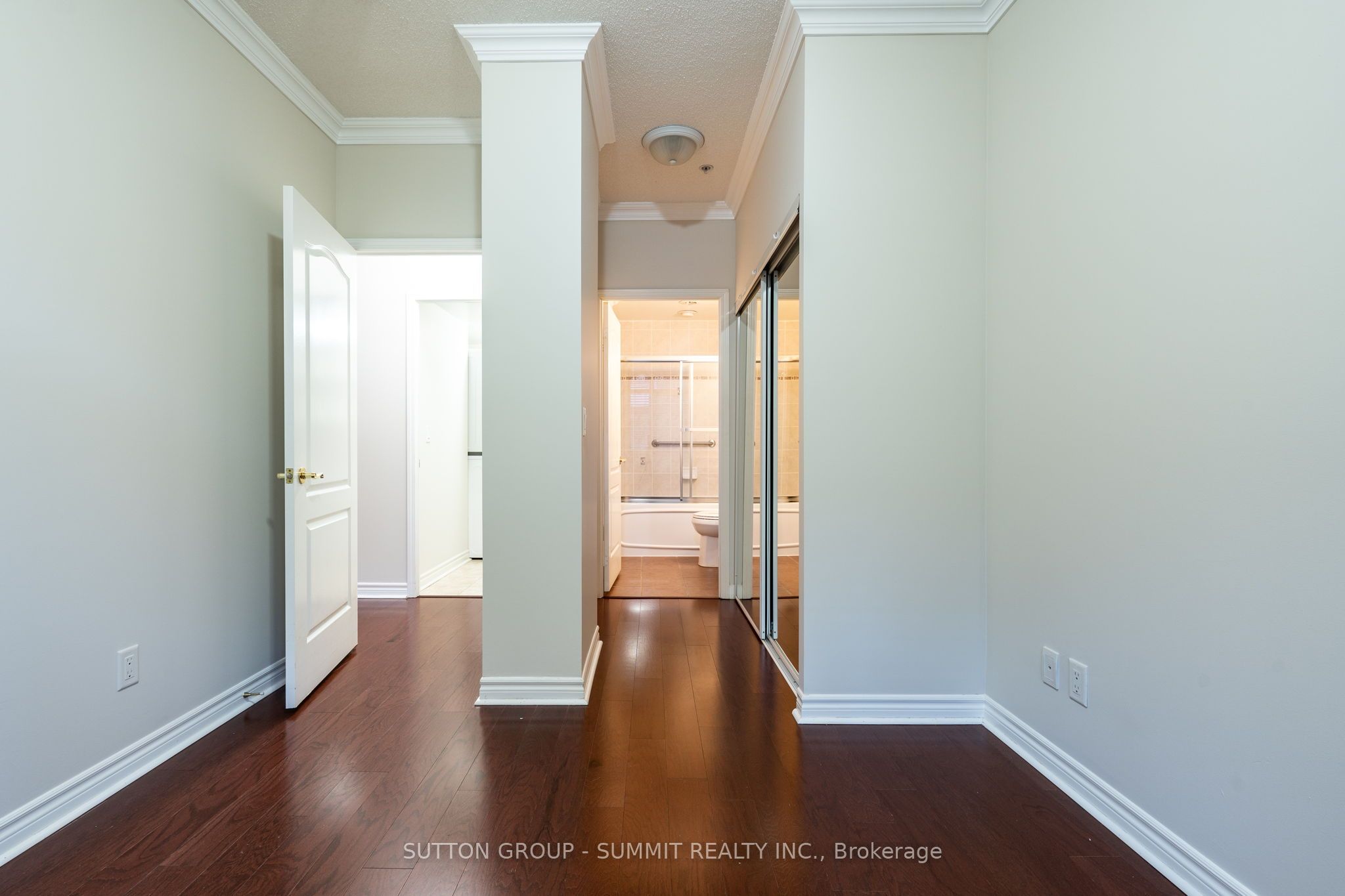 MLS #W12377614 image #15