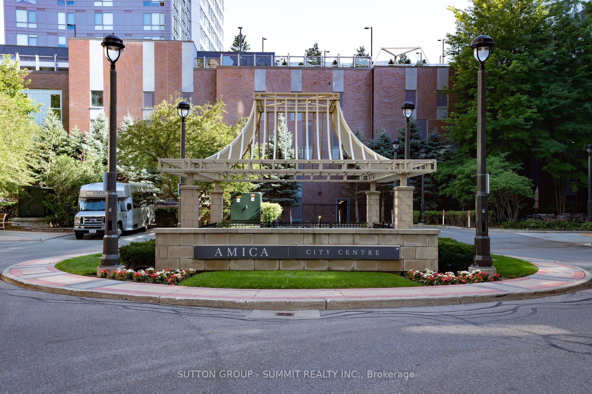 MLS #W12377614 image #2