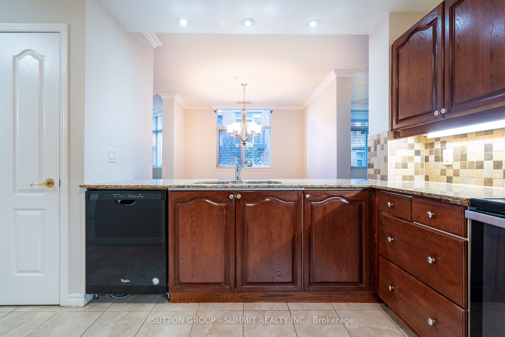 MLS #W12377614 image #8