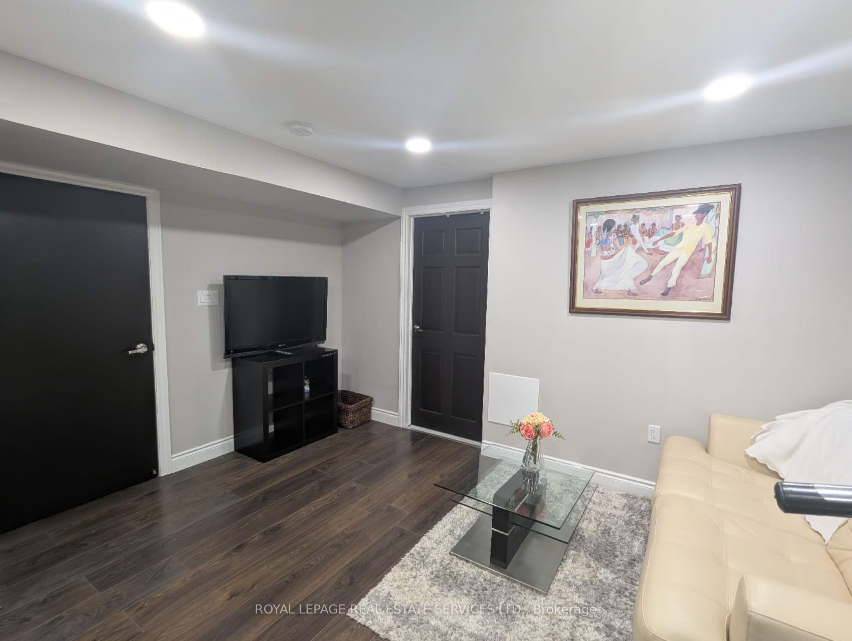 MLS #W12377653 image #8