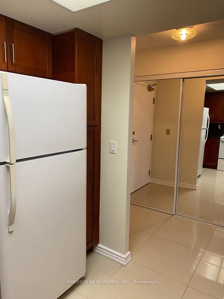 MLS #W12377958 image #11