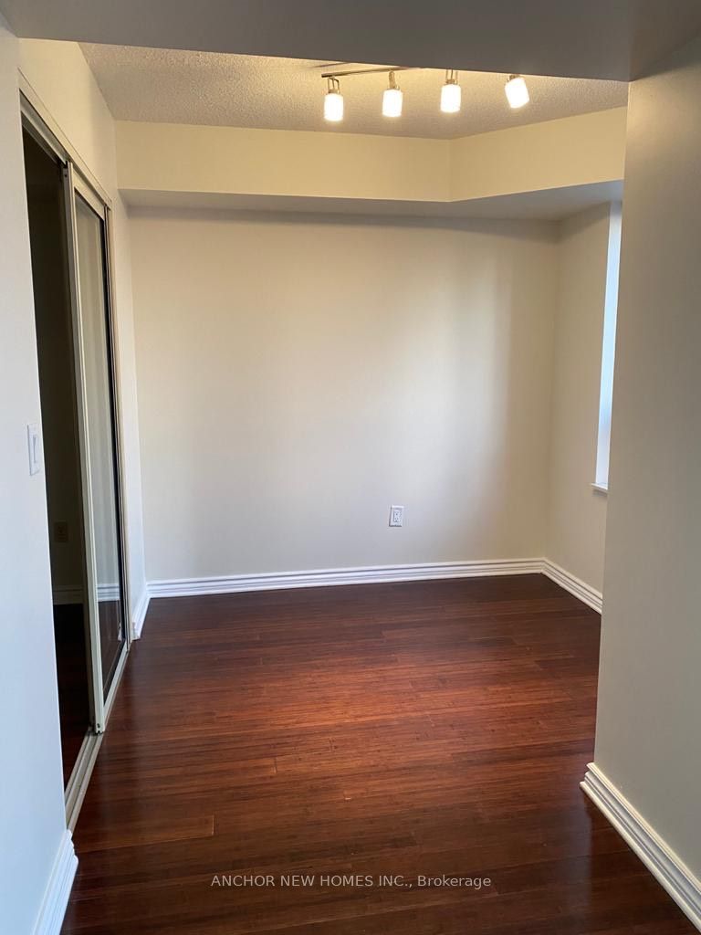 MLS #W12377958 image #13