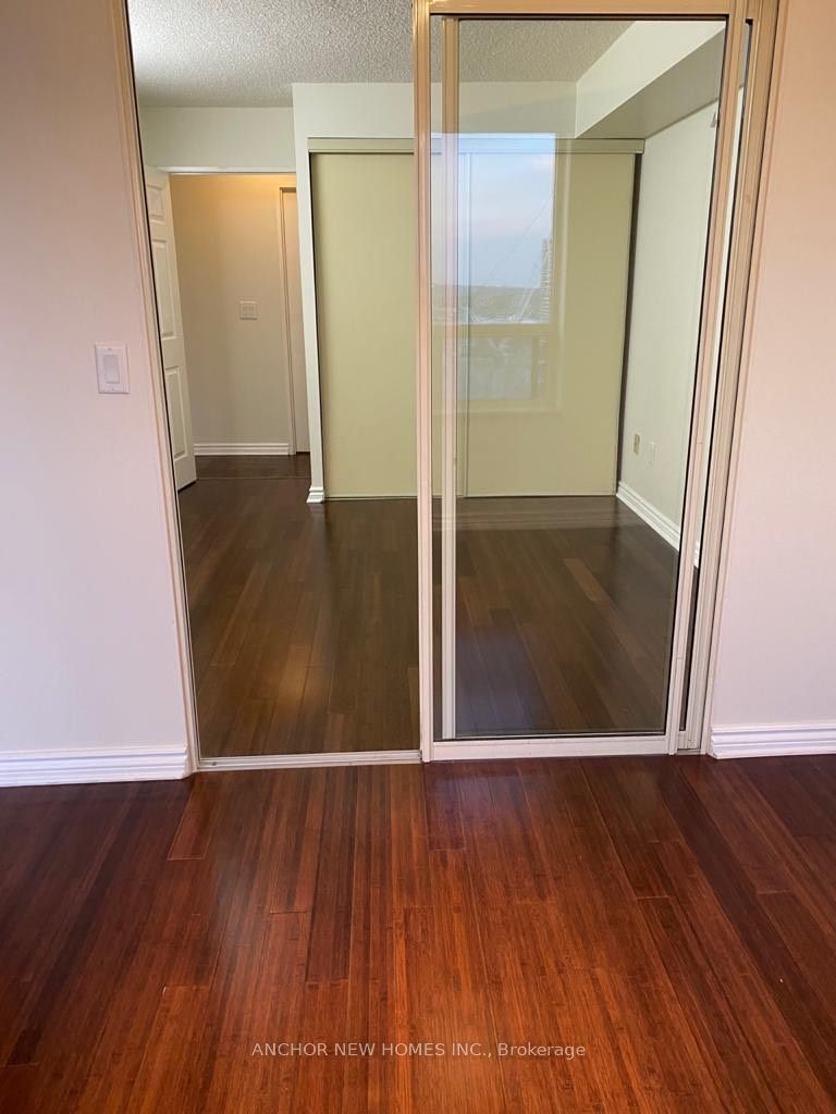 MLS #W12377958 image #6