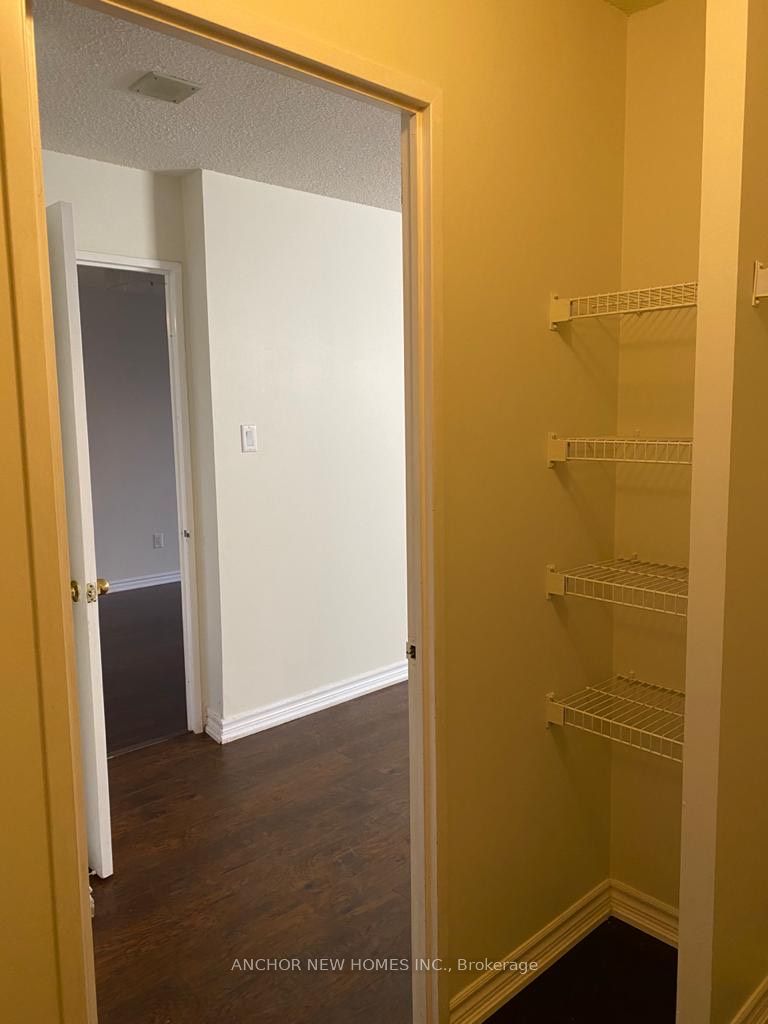 MLS #W12377958 image #7