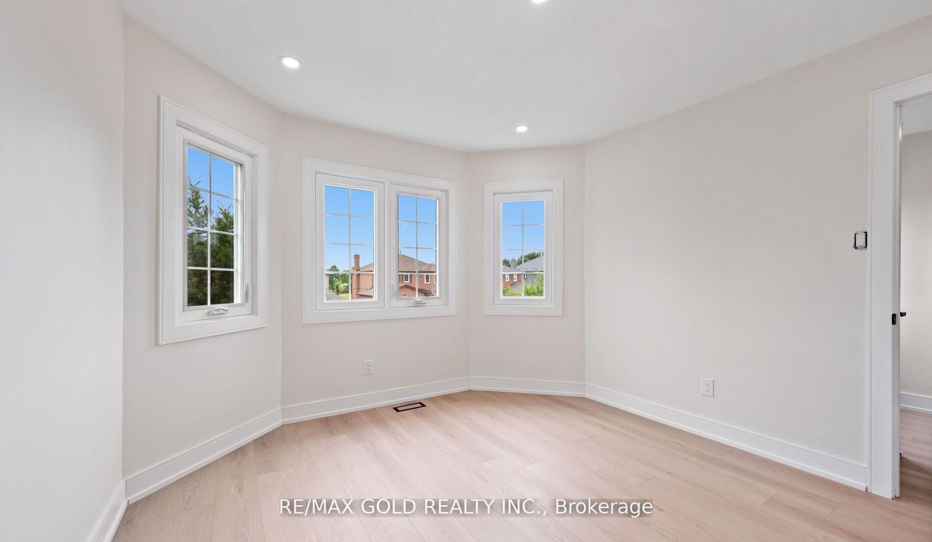 MLS #W12378018 image #21