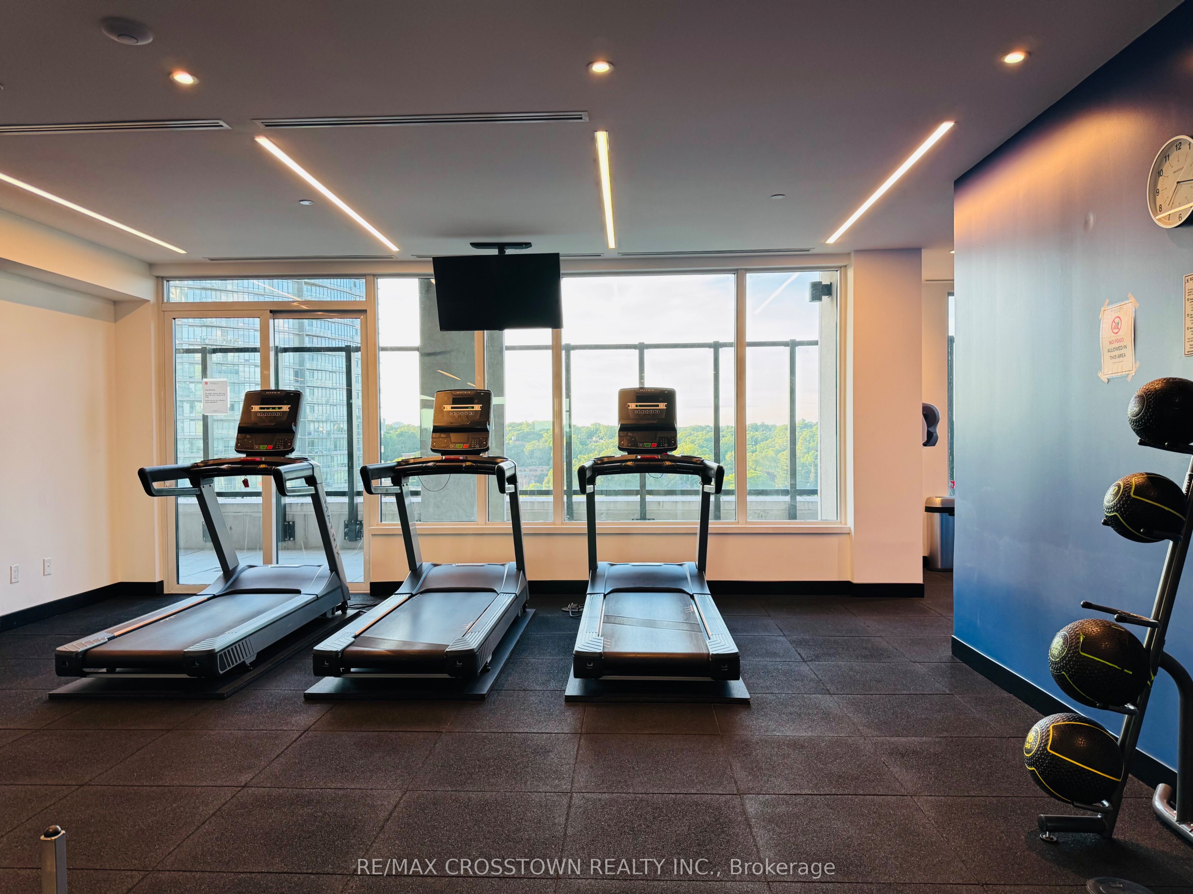 MLS #W12378221 image #24