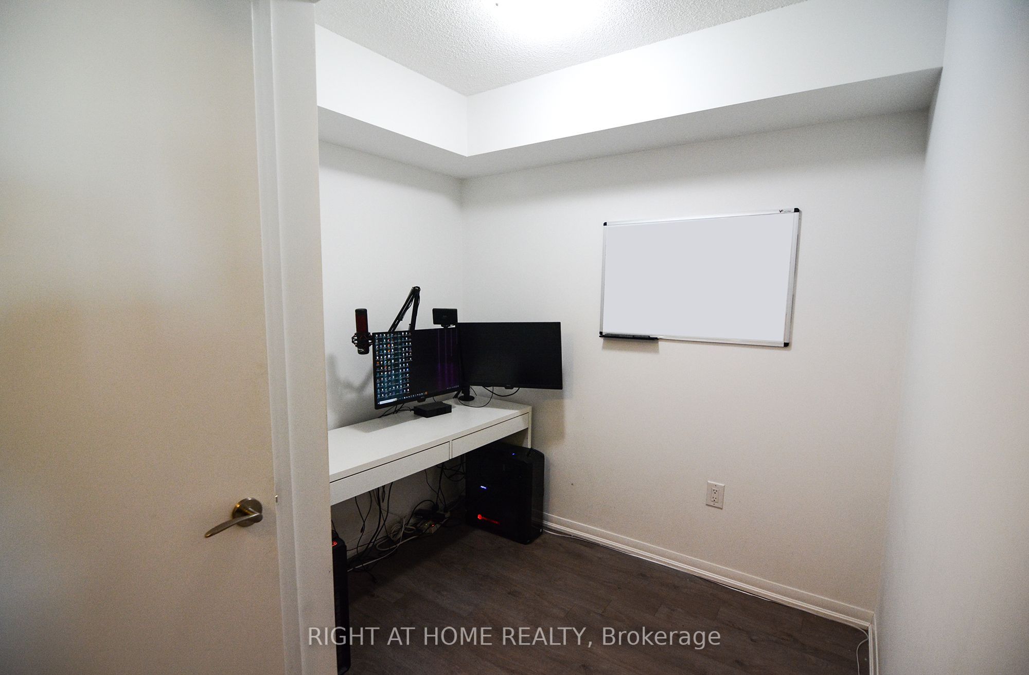 MLS #W12378947 image #8