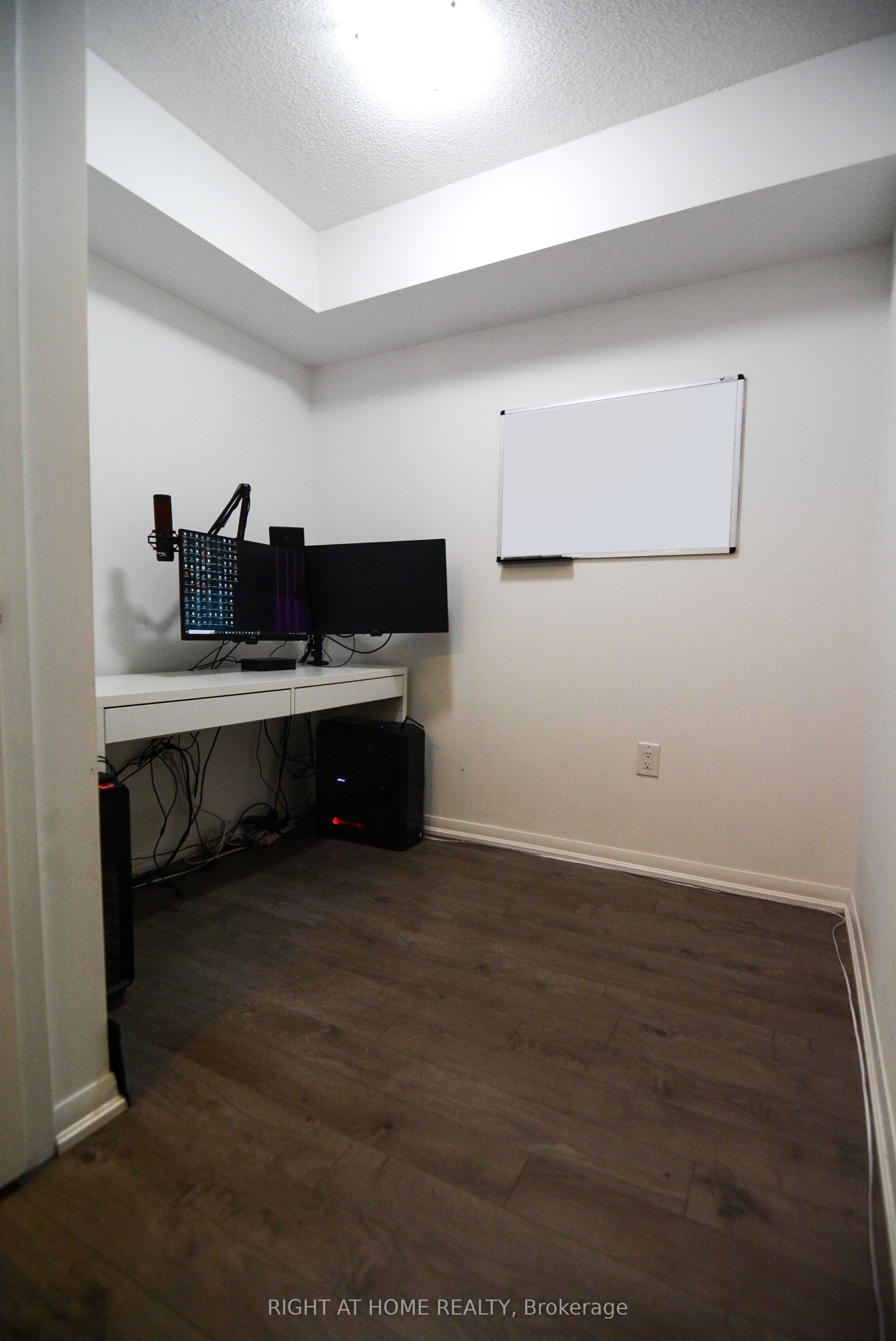 MLS #W12378947 image #9