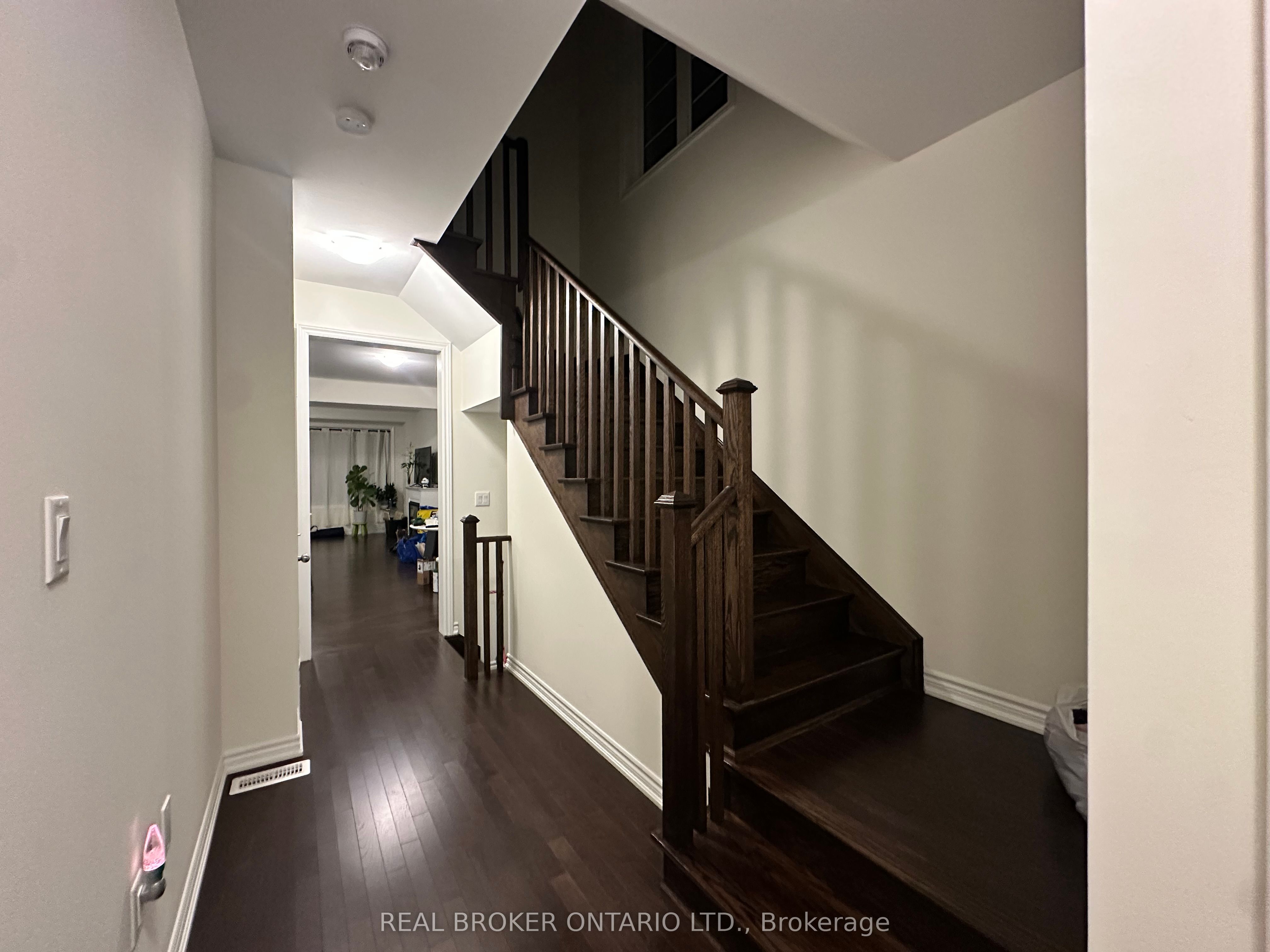 MLS #W12379028 image #1