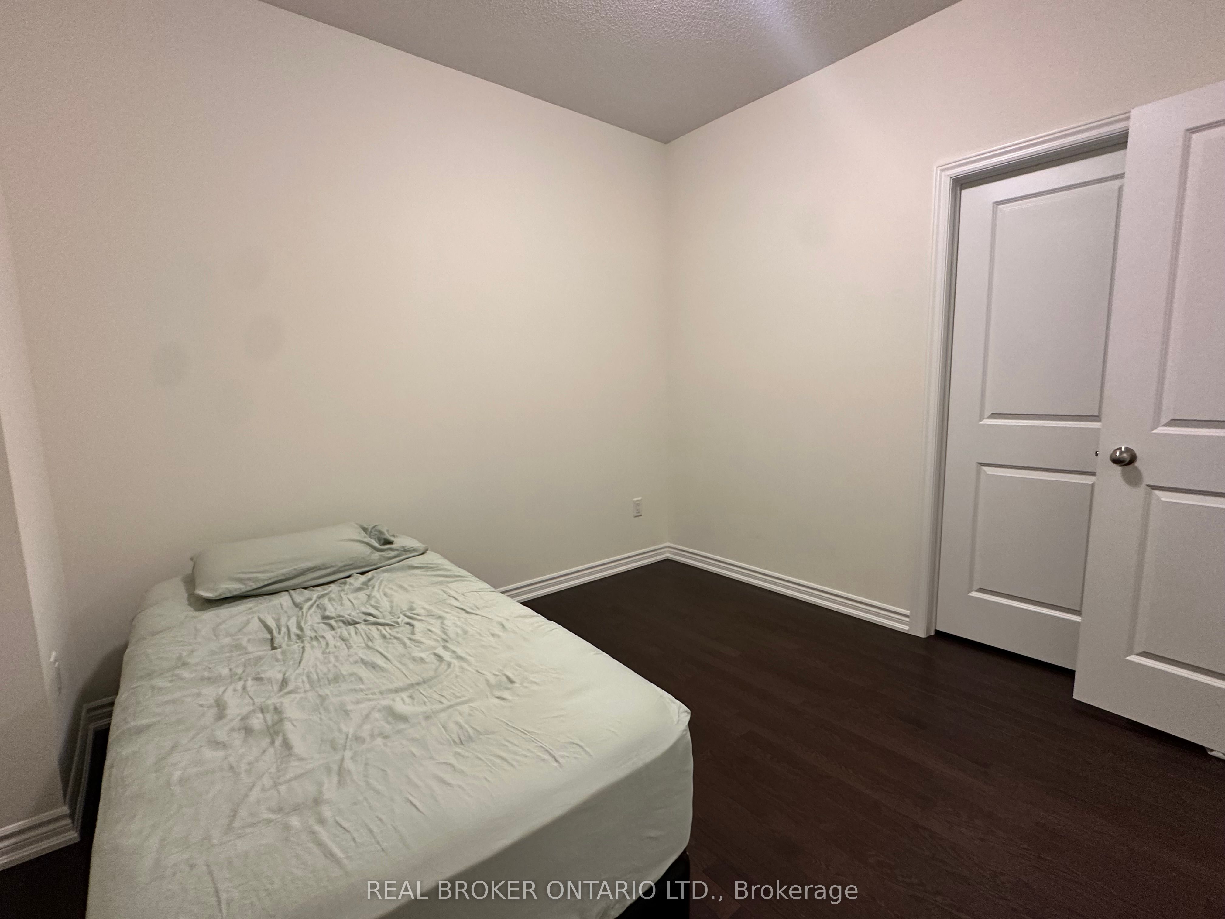 MLS #W12379028 image #12